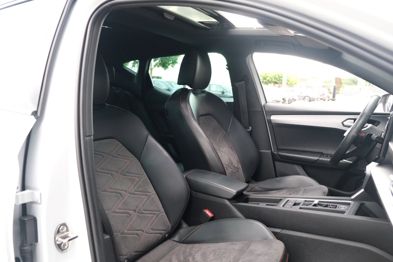 SEAT Leon 1.4 TSI eHybrid FR 204PK Pano Alcantara Cam Led AC — photo 4