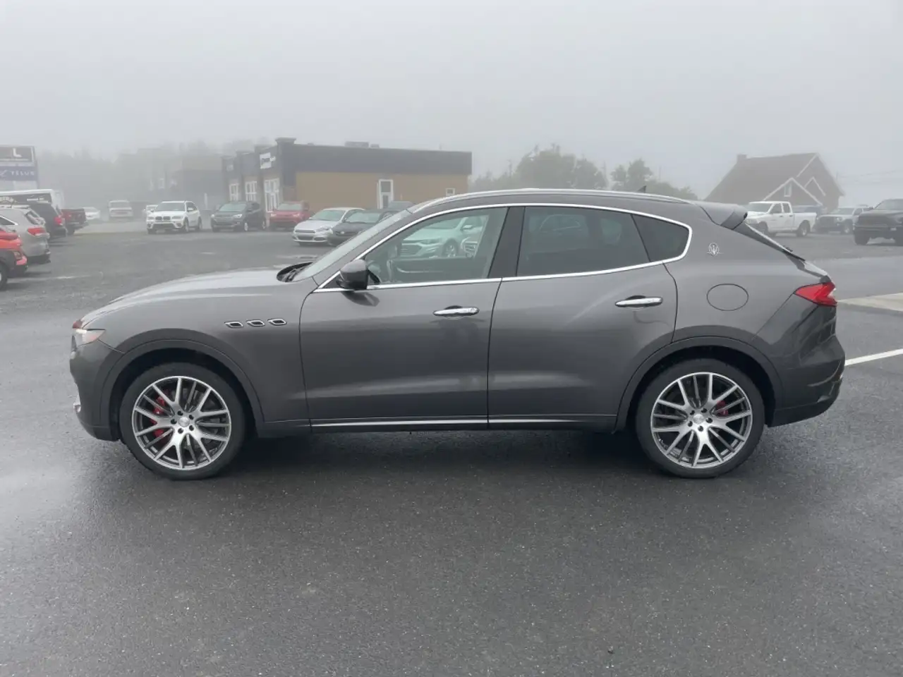 Maserati Levante снимка Maserati Levante