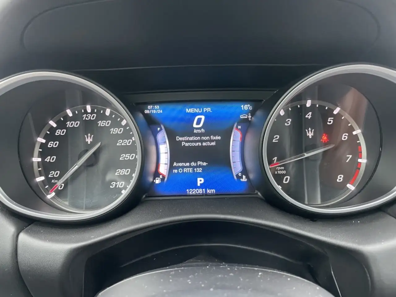 Maserati Levante снимка Maserati Levante