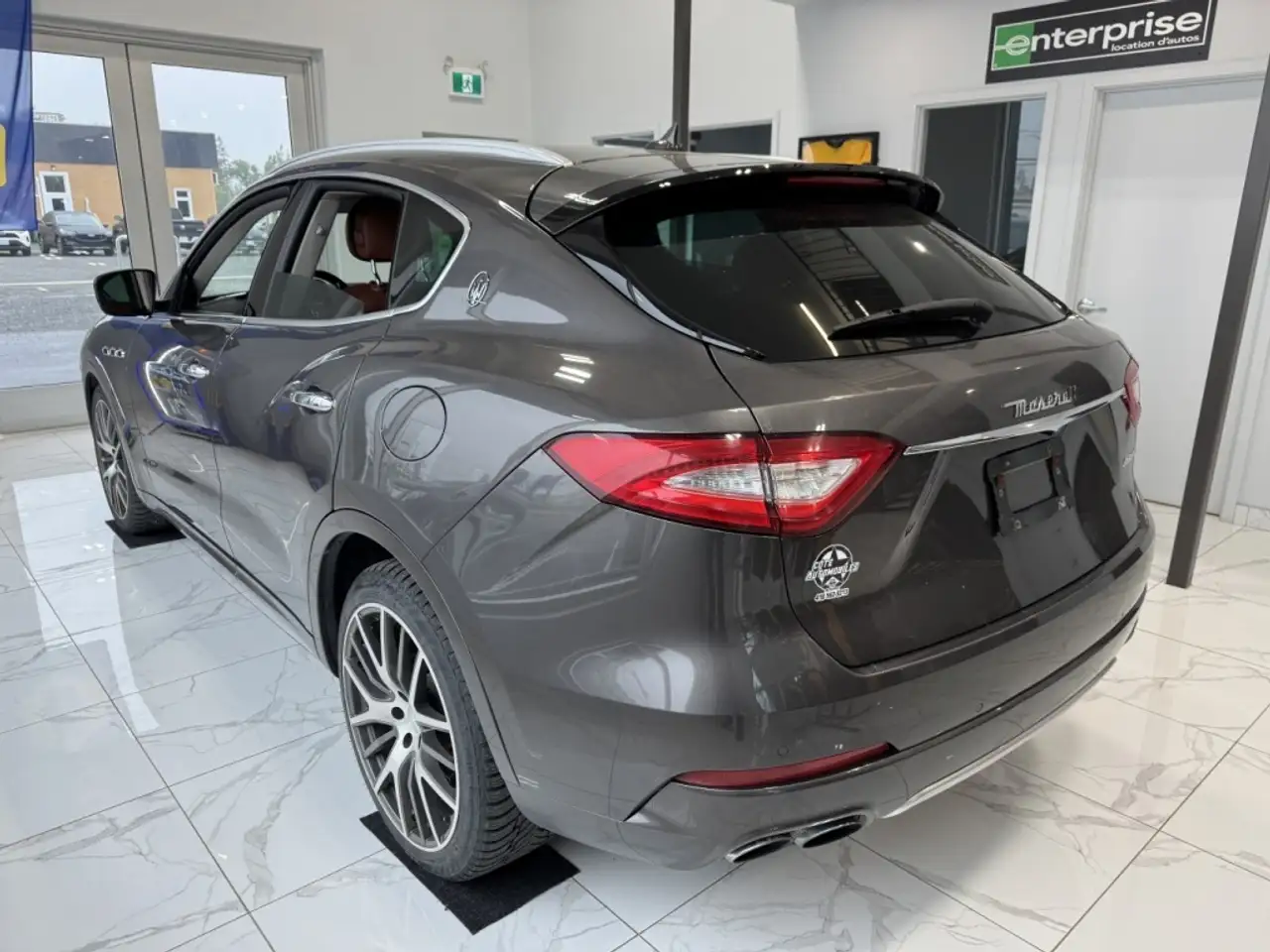 Maserati Levante снимка Maserati Levante