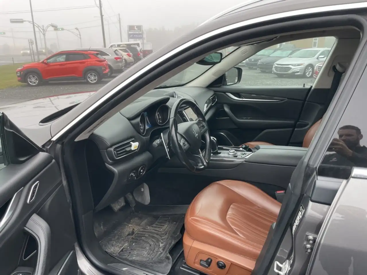 Maserati Levante снимка Maserati Levante
