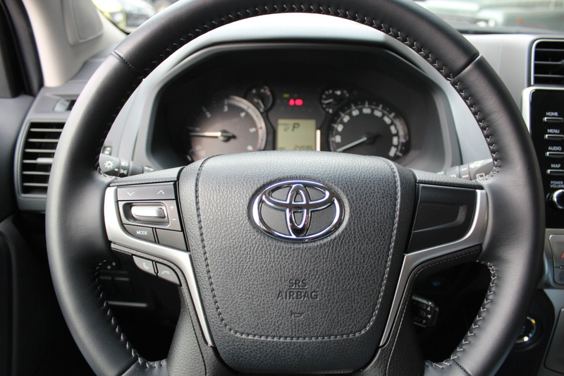 Toyota Land Cruiser 2.8 D-4D Comfort Automatik 7-Sitze — photo 12