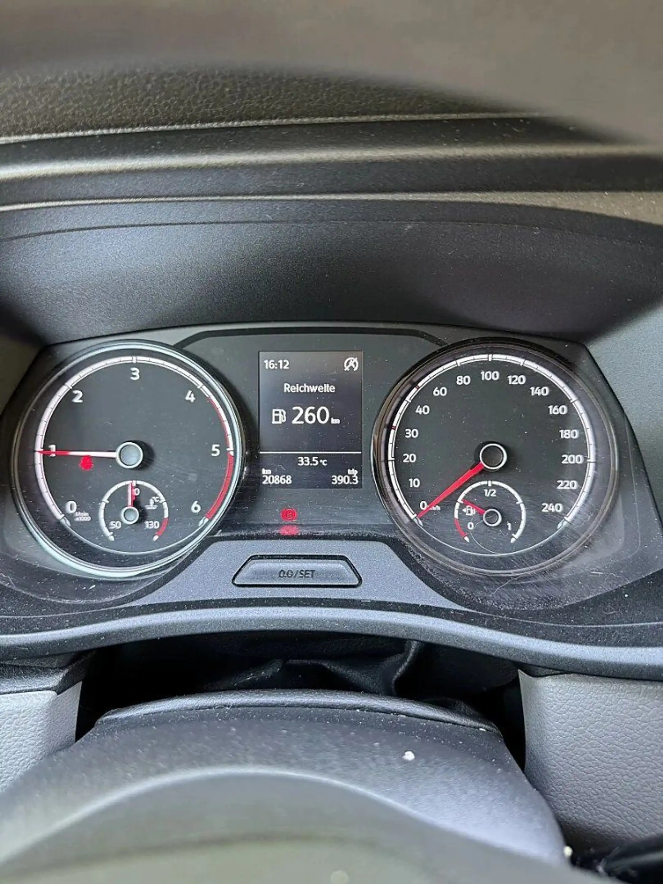 Volkswagen T6.1 Transporter 2.0 TDI Kasten / 5 Jahre oder 150.000 km Garantie — photo 13