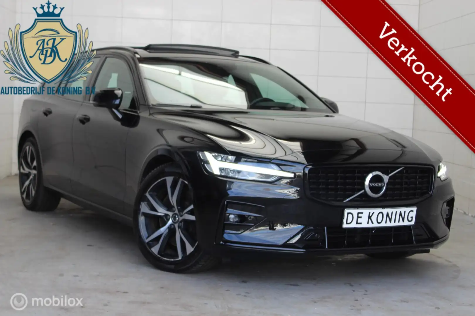 Volvo V60 2.0 B3 R-Design Pano,Climat,Led,Key-less Noir - 2
