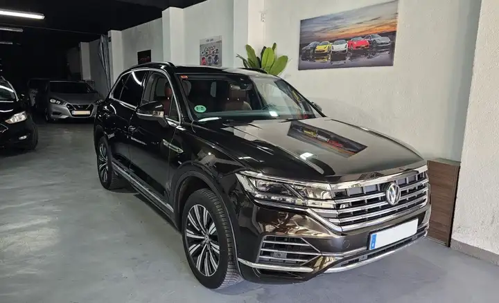 Volkswagen Touareg R-Line Indiv Eleg 3.0 V6 TDI Tip 4M 2020