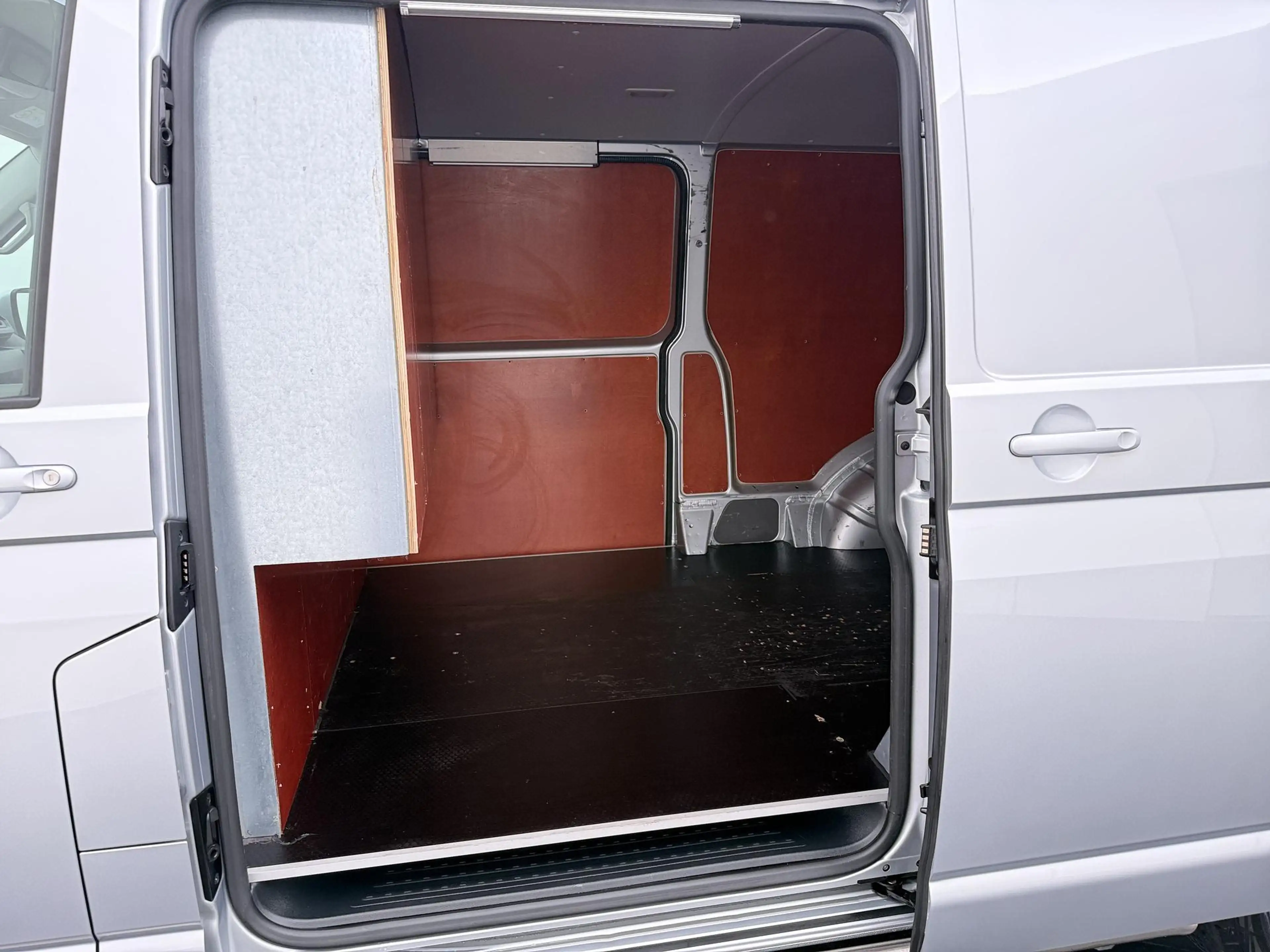 Volkswagen T6.1 Transporter Bedrijfswagens 2.0 TDI 150 Pk DSG L2H1 30 Highline — photo 15