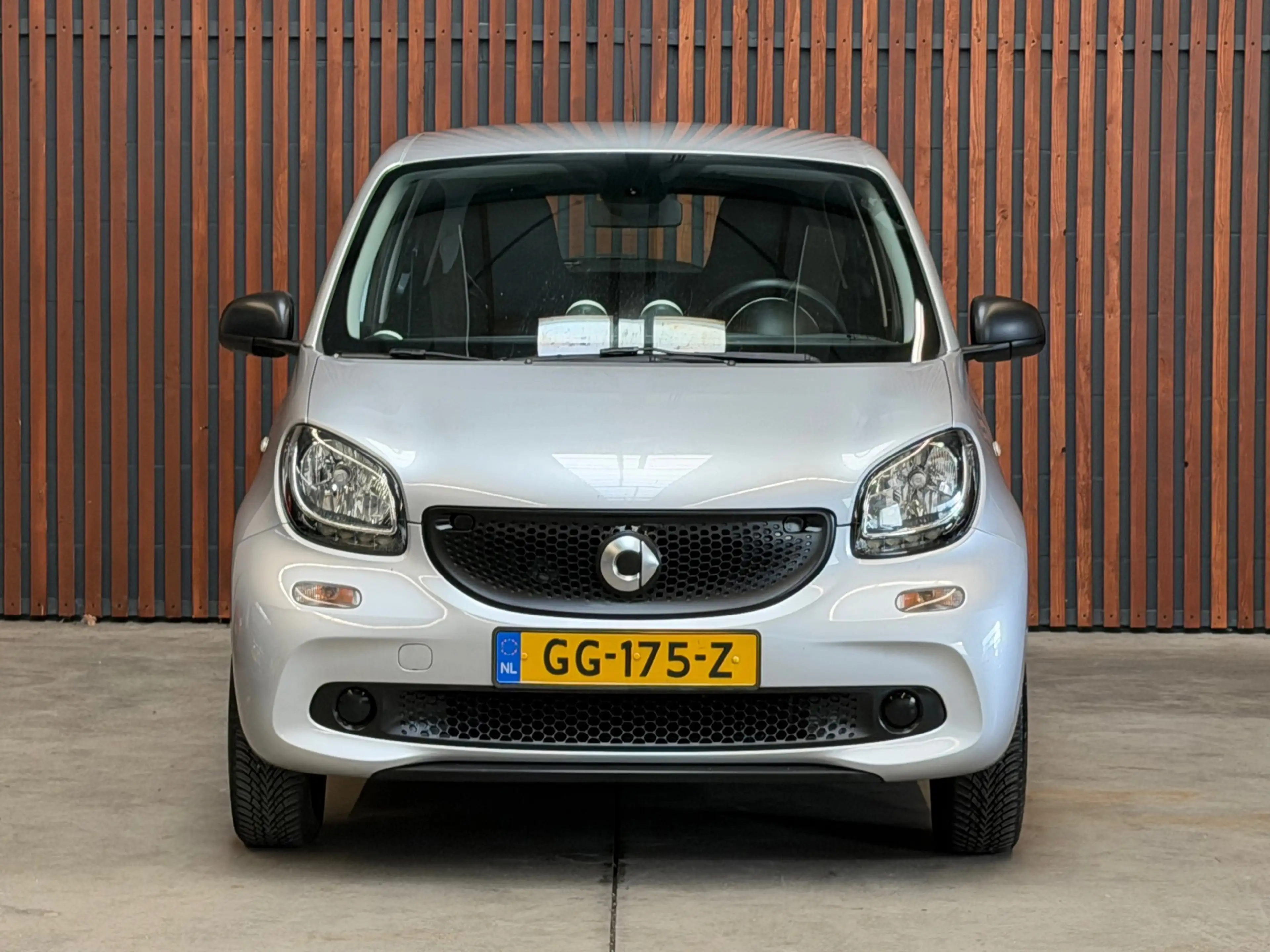 smart forFour 1.0 Pure Airco-BT/TEL-Elek.Pakket-NL Auto-NAP — photo 2