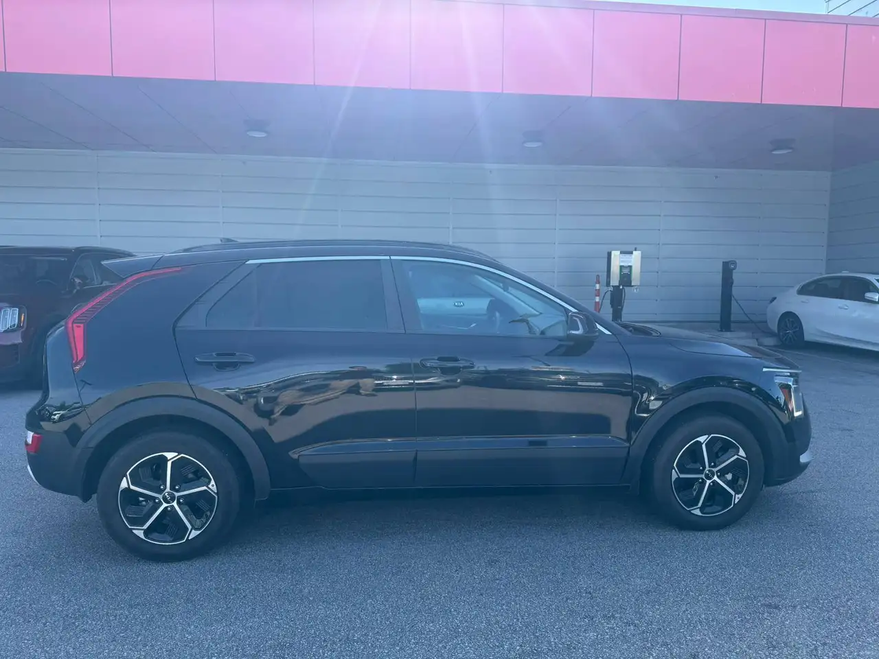Kia Niro снимка Kia Niro