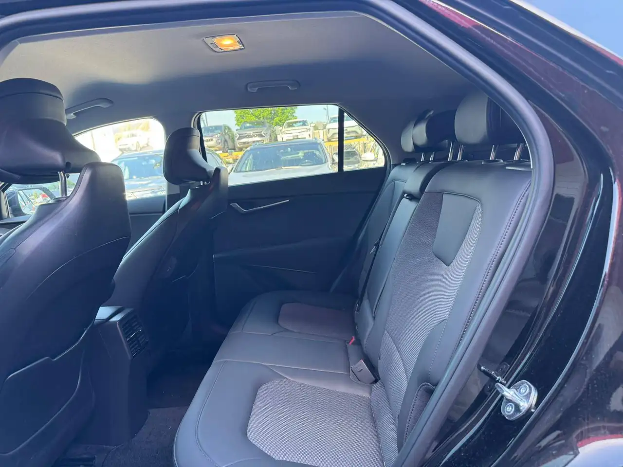Kia Niro снимка Kia Niro