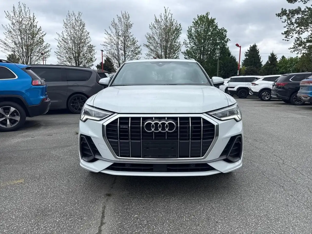Audi Q3 снимка Audi Q3