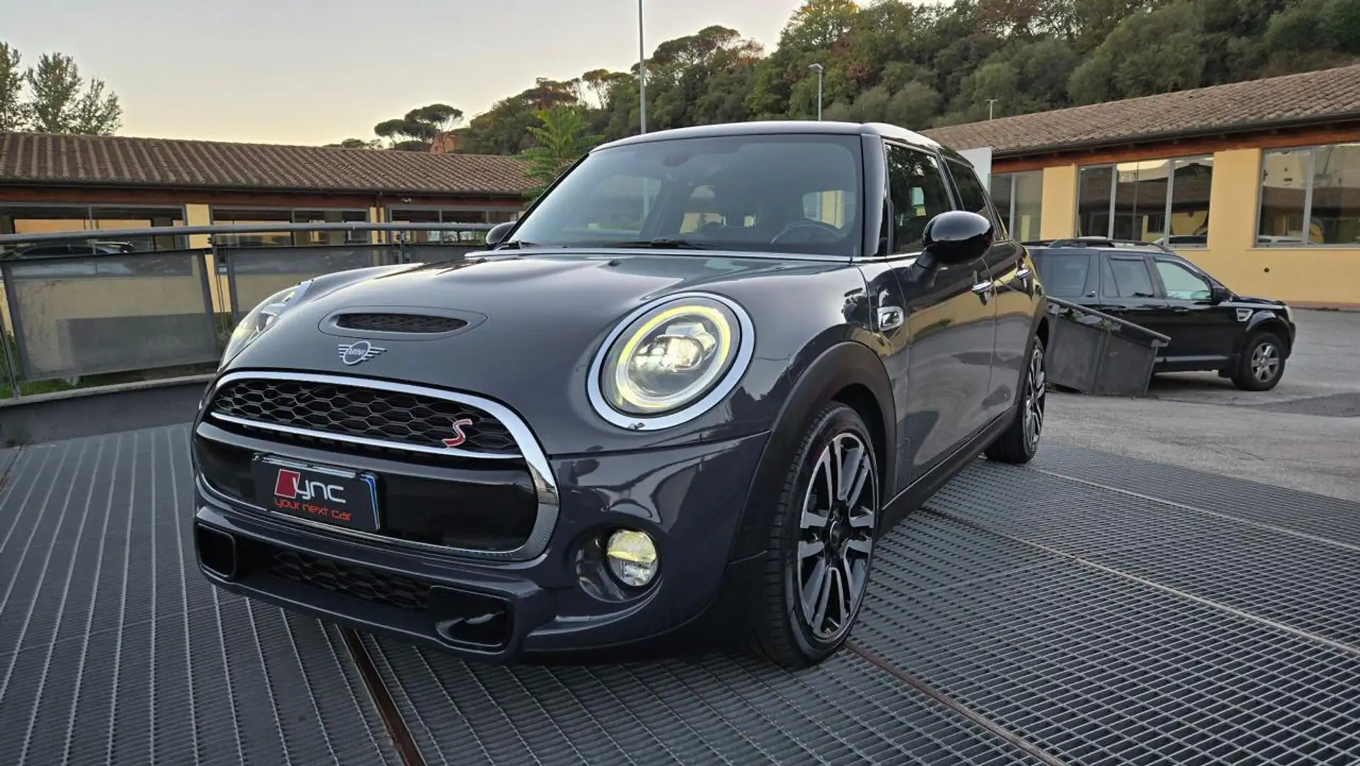 MINI Cooper SD 5 PT AUTOM TETTO PELLE APPLE UNIPRO TAGLIANDI UFF Gris - 2