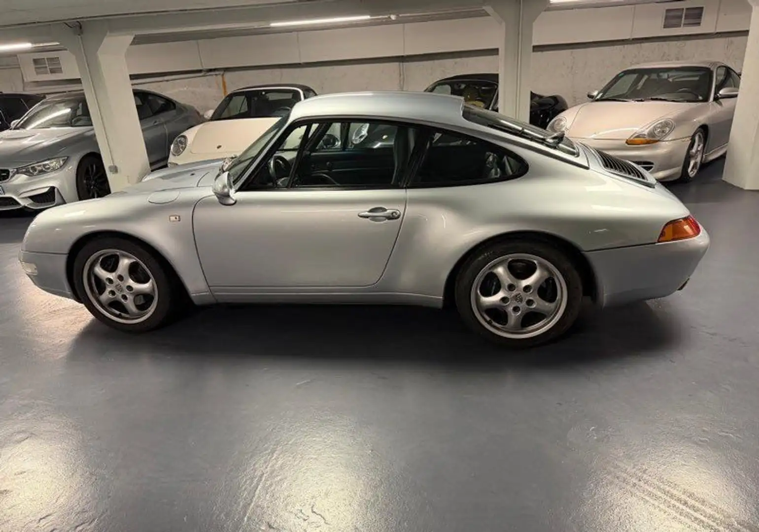 Porsche 993 993 type carrera 2 boîte auto Grau - 2