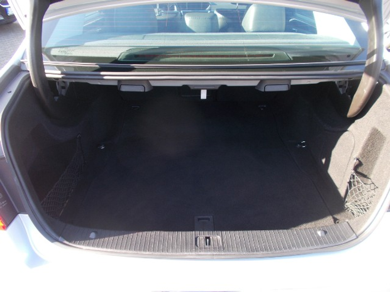 Mercedes-Benz E 200 E200 CDi Avantgarde Navi Xenon Leder PDC — photo 11