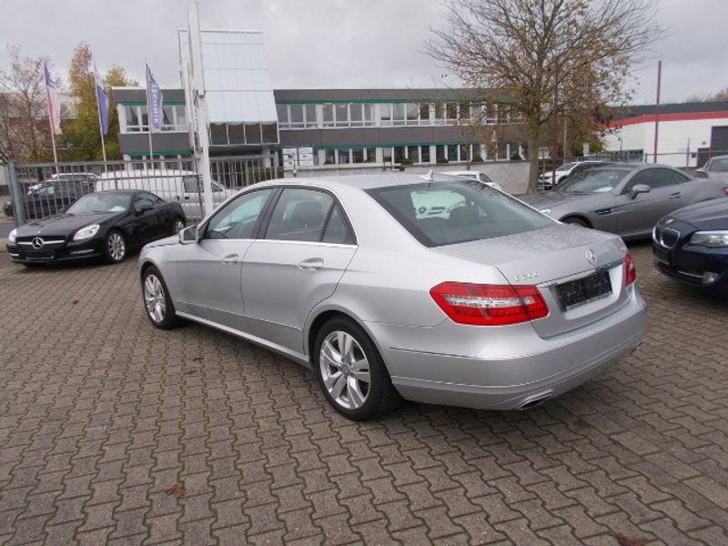 Mercedes-Benz E 200 E200 CDi Avantgarde Navi Xenon Leder PDC — photo 7