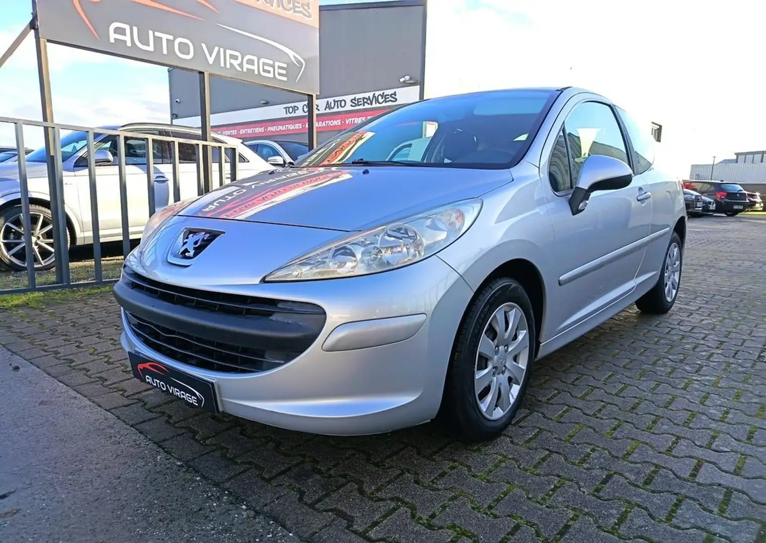 Peugeot 207 1.4 16V 90cv 149300 KMS Garantie 12 mois Gris - 1