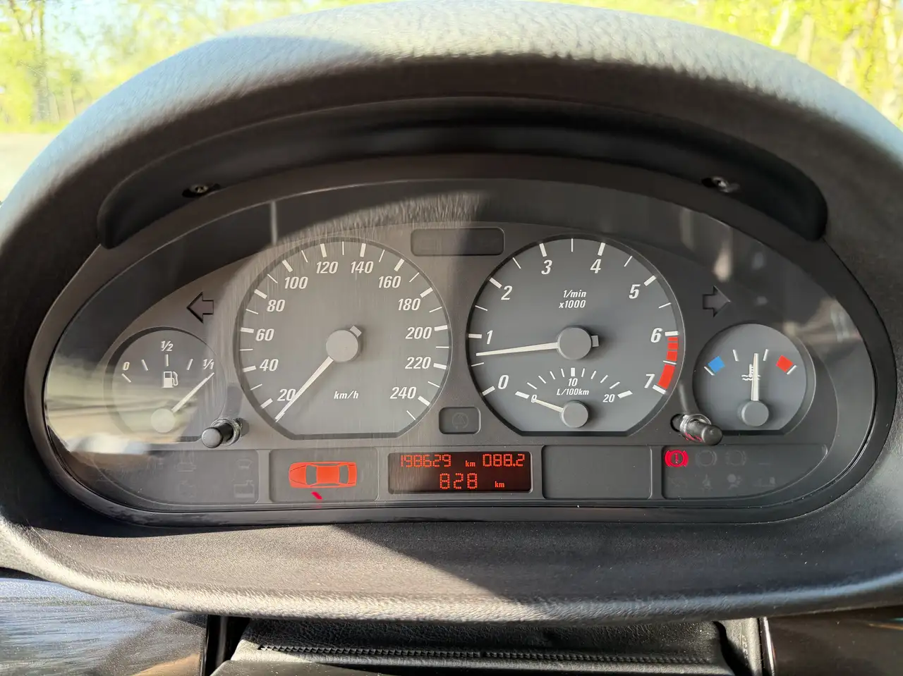 BMW 323 Ci TOP Zustand | Austauschmotor | Xenon, foto 9
