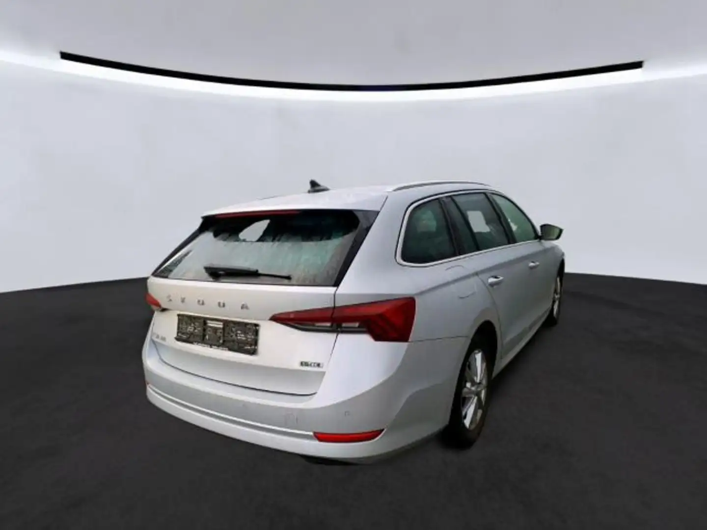 Skoda Octavia Combi Style 1.5 eTSI DSG NAVI AHK ACC ST Silber - 2