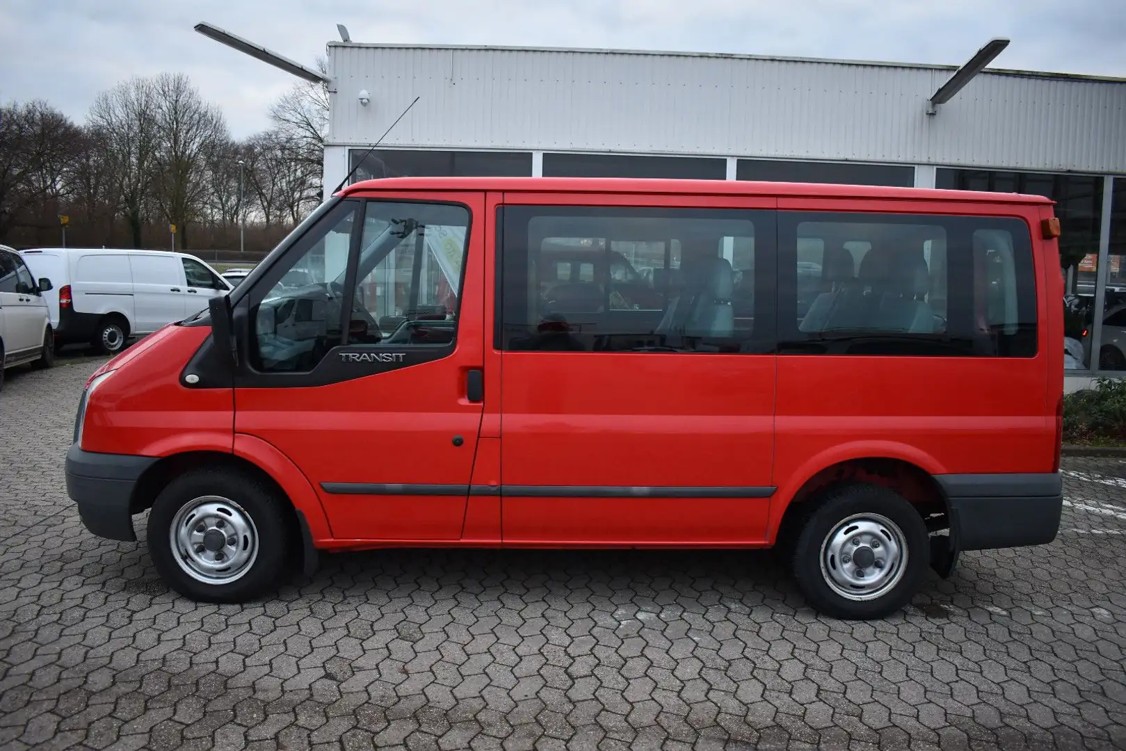 Ford Transit Kombi EXPORT Behindertengerecht *1462 Червоний - 2