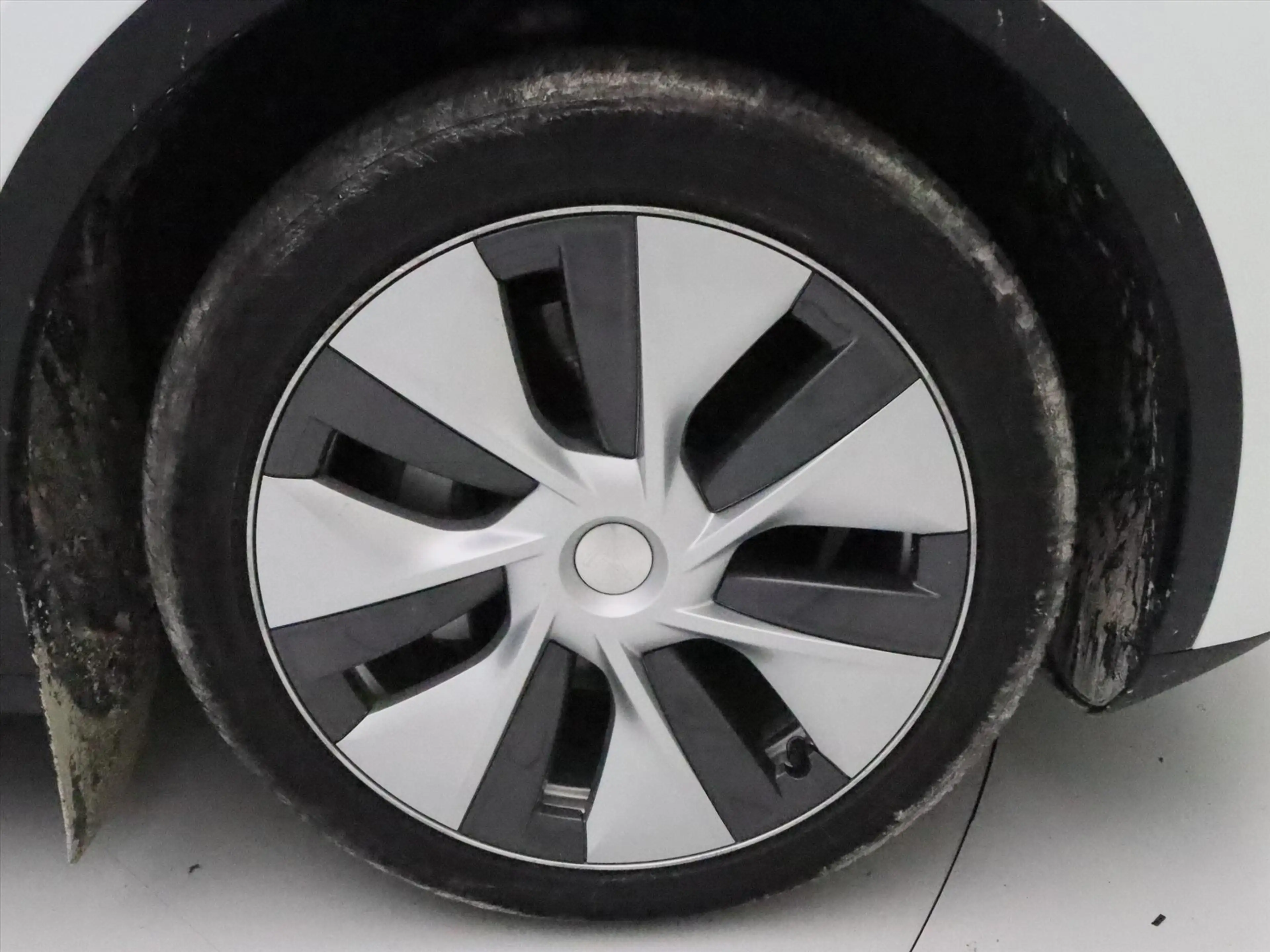 Tesla Model Y Long Range AWD 75kWh 351pk 91.9% SoH [ TREKHAAK+AM — photo 10