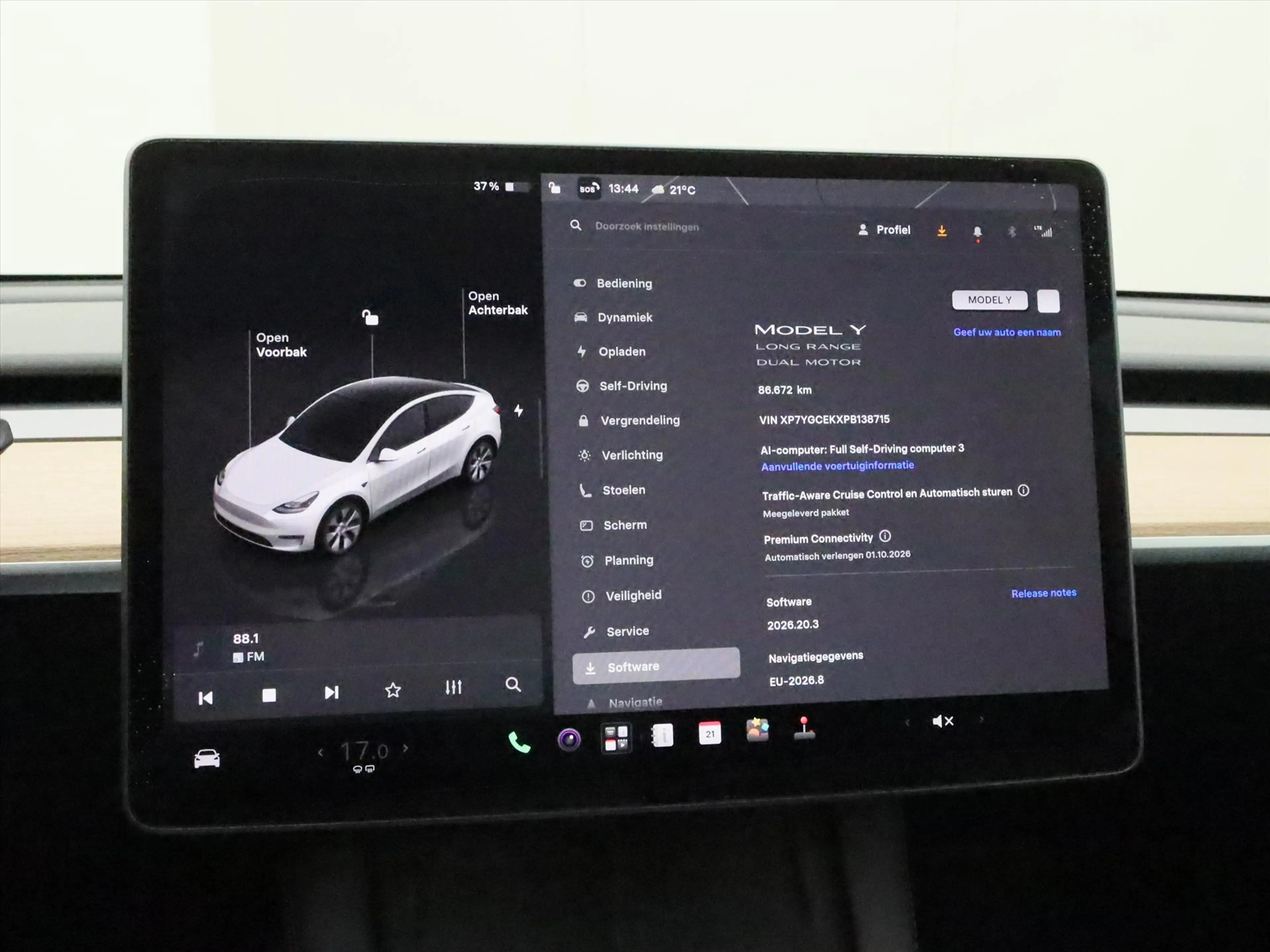 Tesla Model Y Long Range AWD 75kWh 351pk 91.9% SoH [ TREKHAAK+AM — photo 27