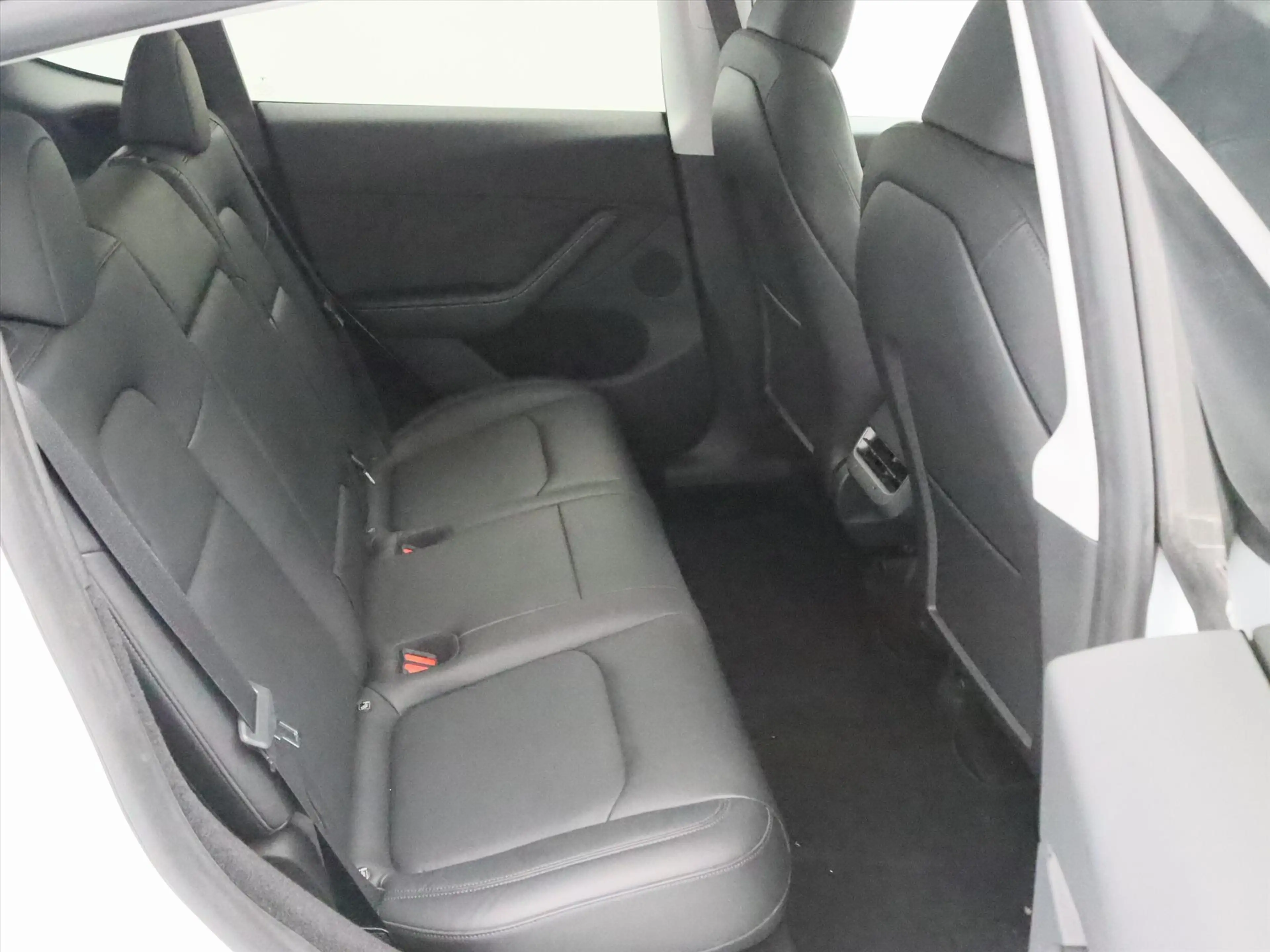 Tesla Model Y Long Range AWD 75kWh 351pk 91.9% SoH [ TREKHAAK+AM — photo 15
