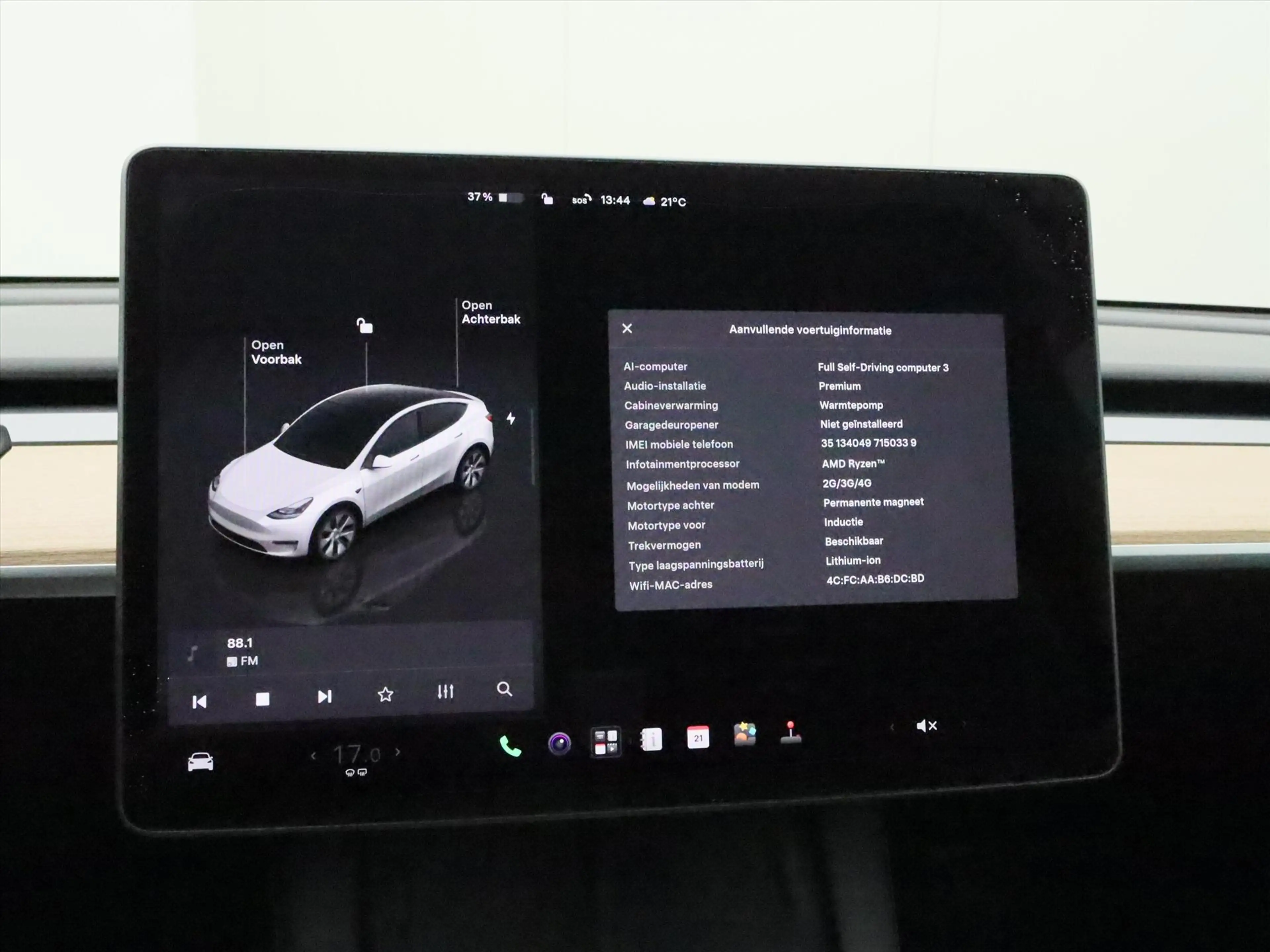 Tesla Model Y Long Range AWD 75kWh 351pk 91.9% SoH [ TREKHAAK+AM — photo 28