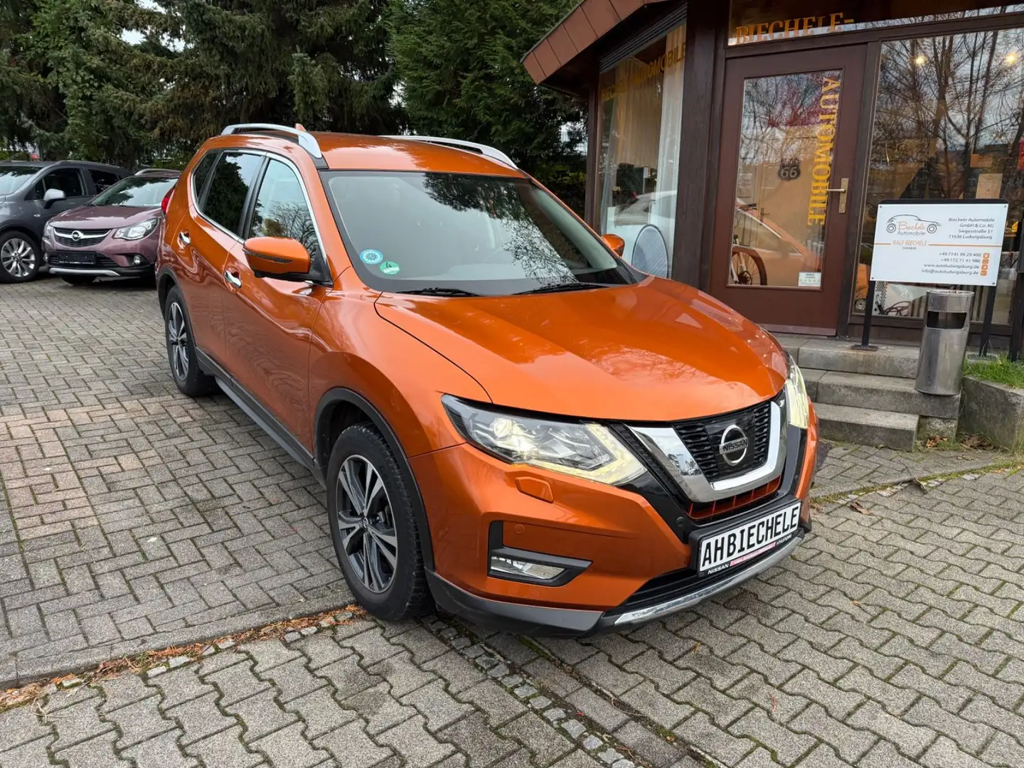 Nissan X-Trail N-Connecta Autom Kamera AHK Garantie Orange - 2