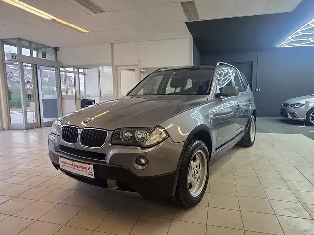 BMW X3 xDrive18d Österreich-Paket
