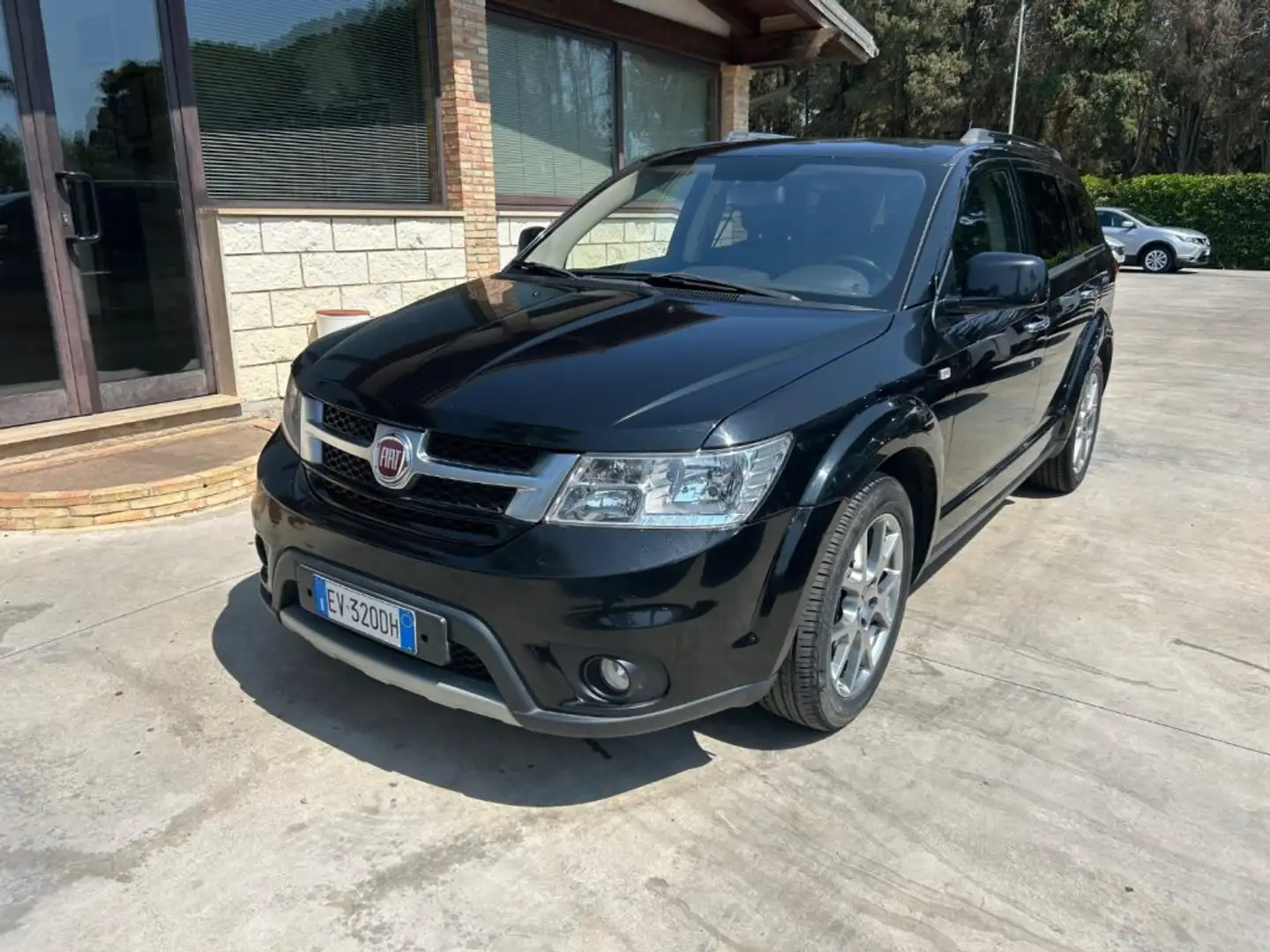 Fiat Freemont 2.0 Mjt 170 CV 4x4 aut. Lounge Nero - 1