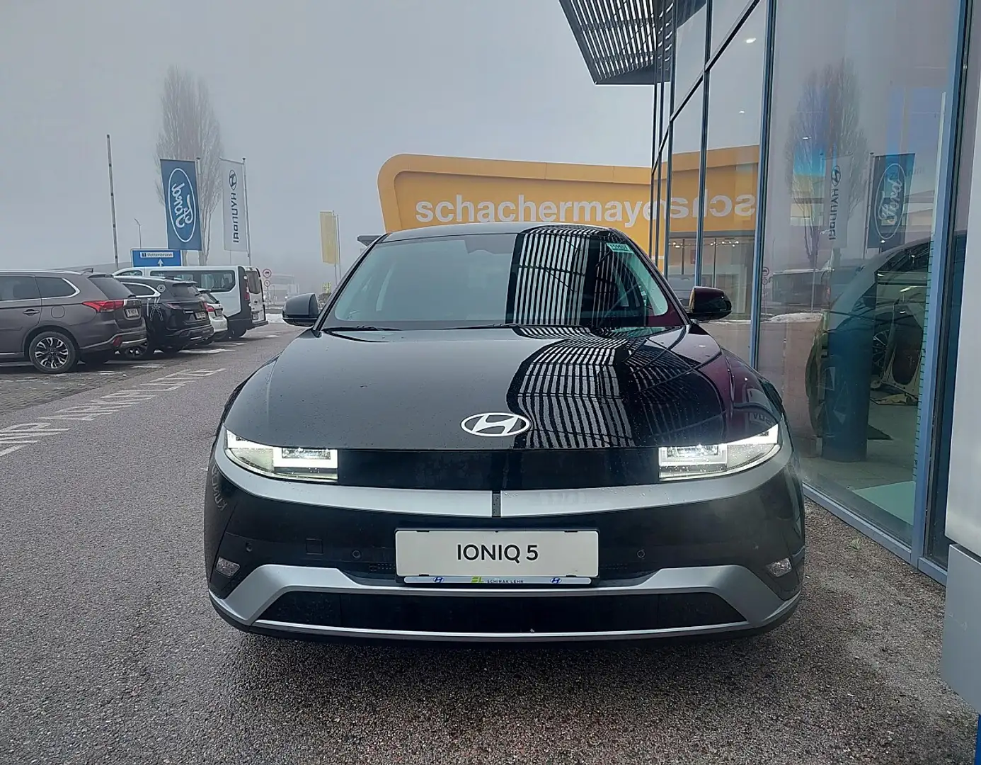 Hyundai IONIQ 5 Hyundai - IONIQ 5 GO 84kWh 2WD Schwarz - 2