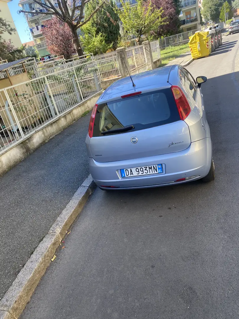 Fiat Punto Grande Punto 1.4 5P Dynamic (57 kw) - 2