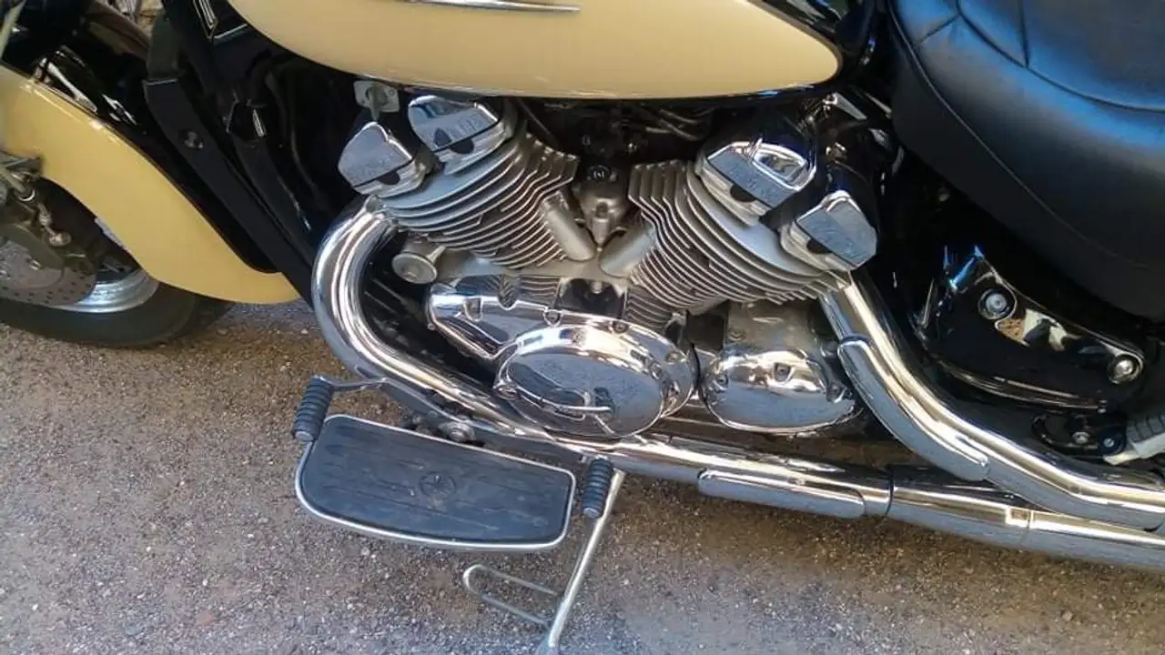 Yamaha XVZ 1300