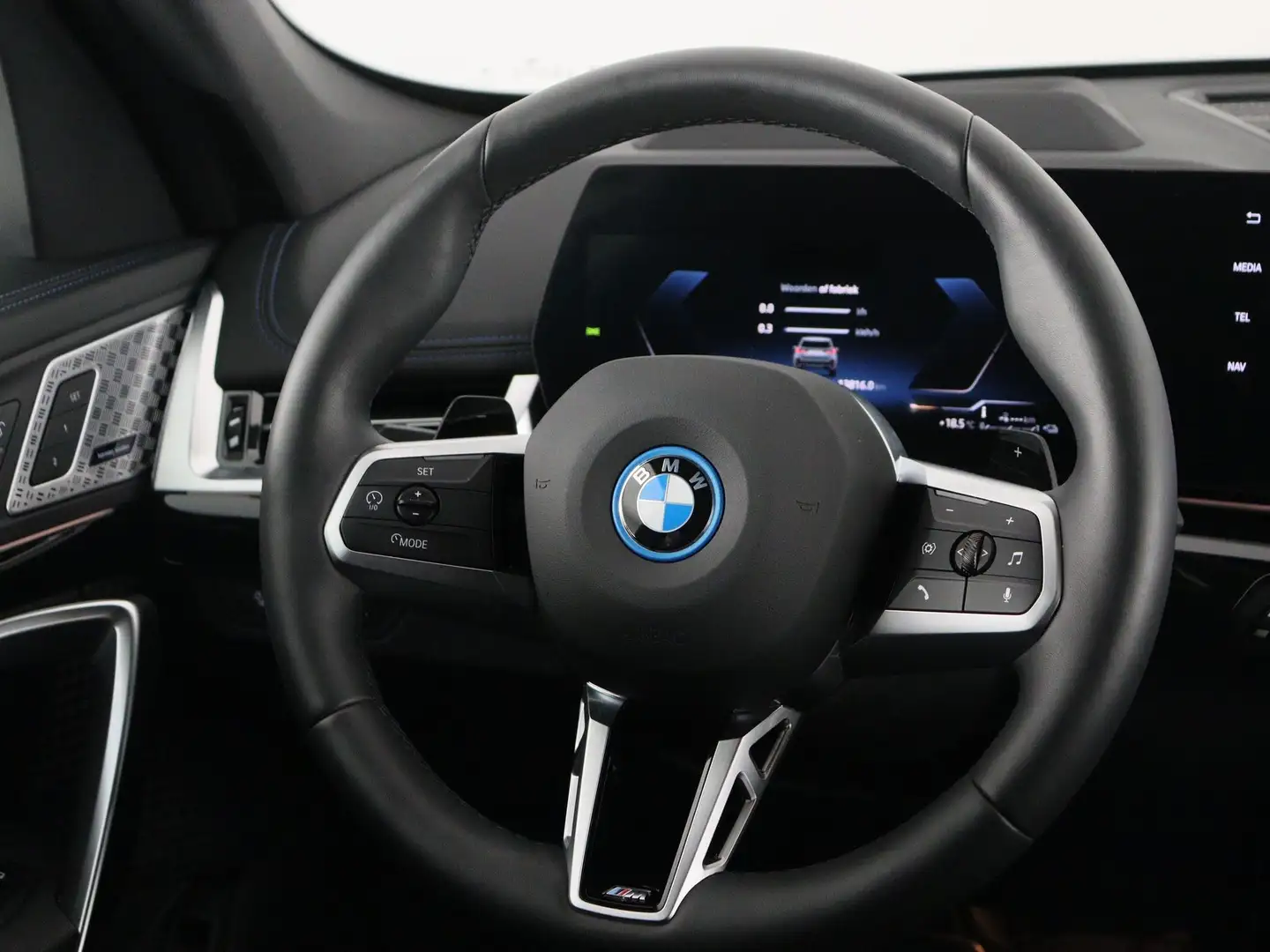 BMW X1 xDrive30e Vert - 2