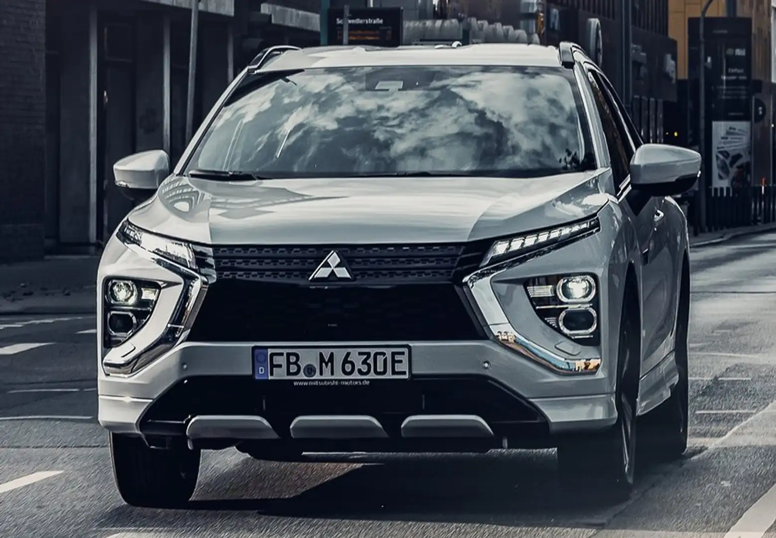 Mitsubishi Eclipse Cross PHEV Motion 4WD - 1