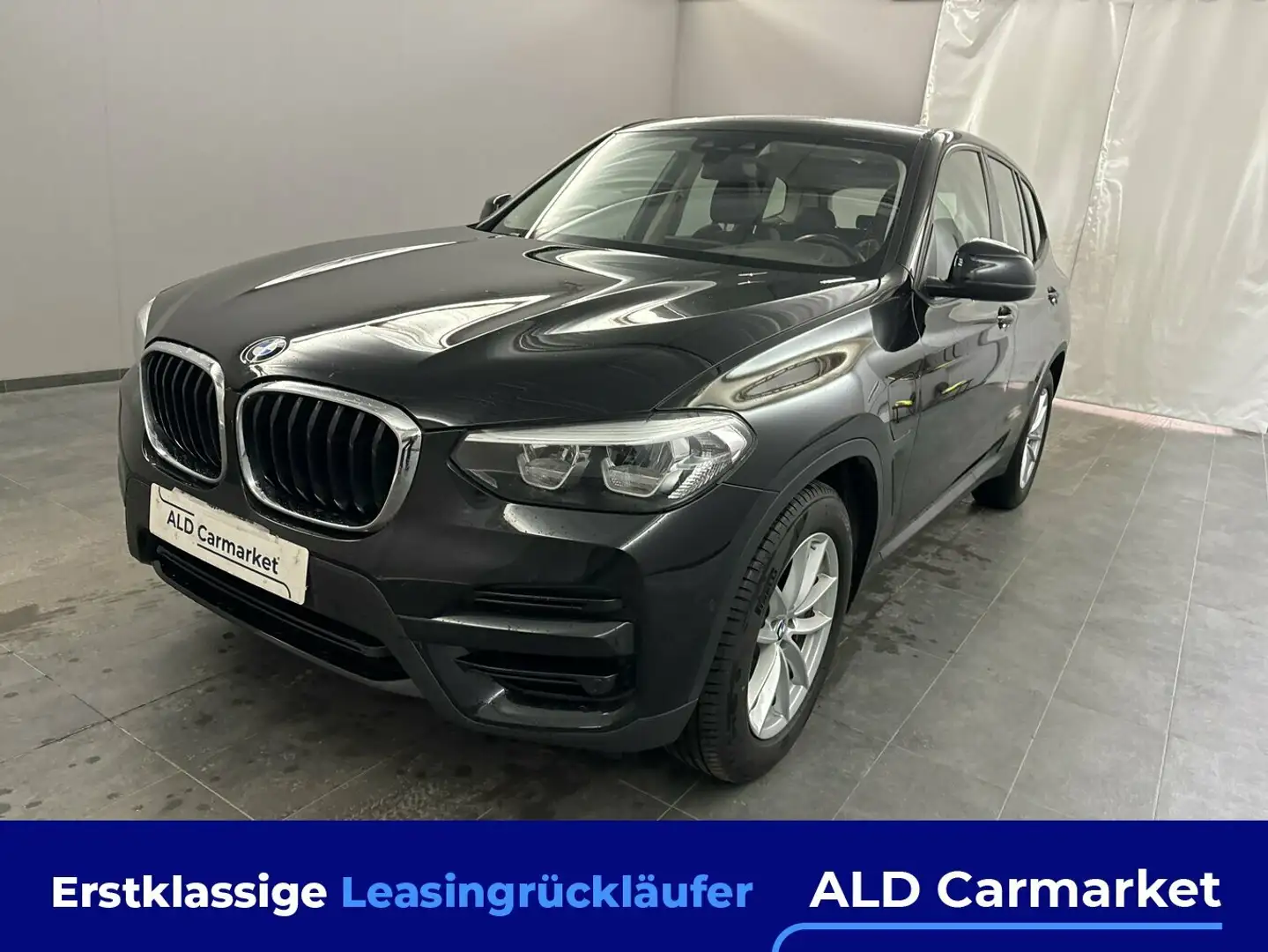 BMW X3 xDrive30e Aut. Advantage Geschlossen, 5-türig, Aut Schwarz - 1