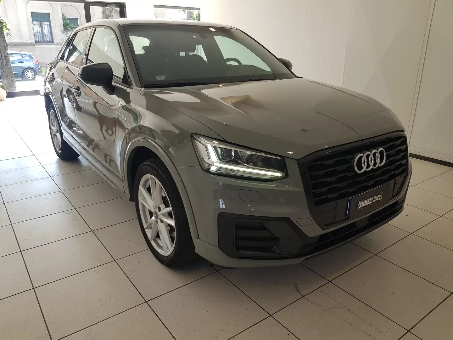 Audi Q2 Q2 I 2017 1.6 tdi Design s-tronic Grigio - 1