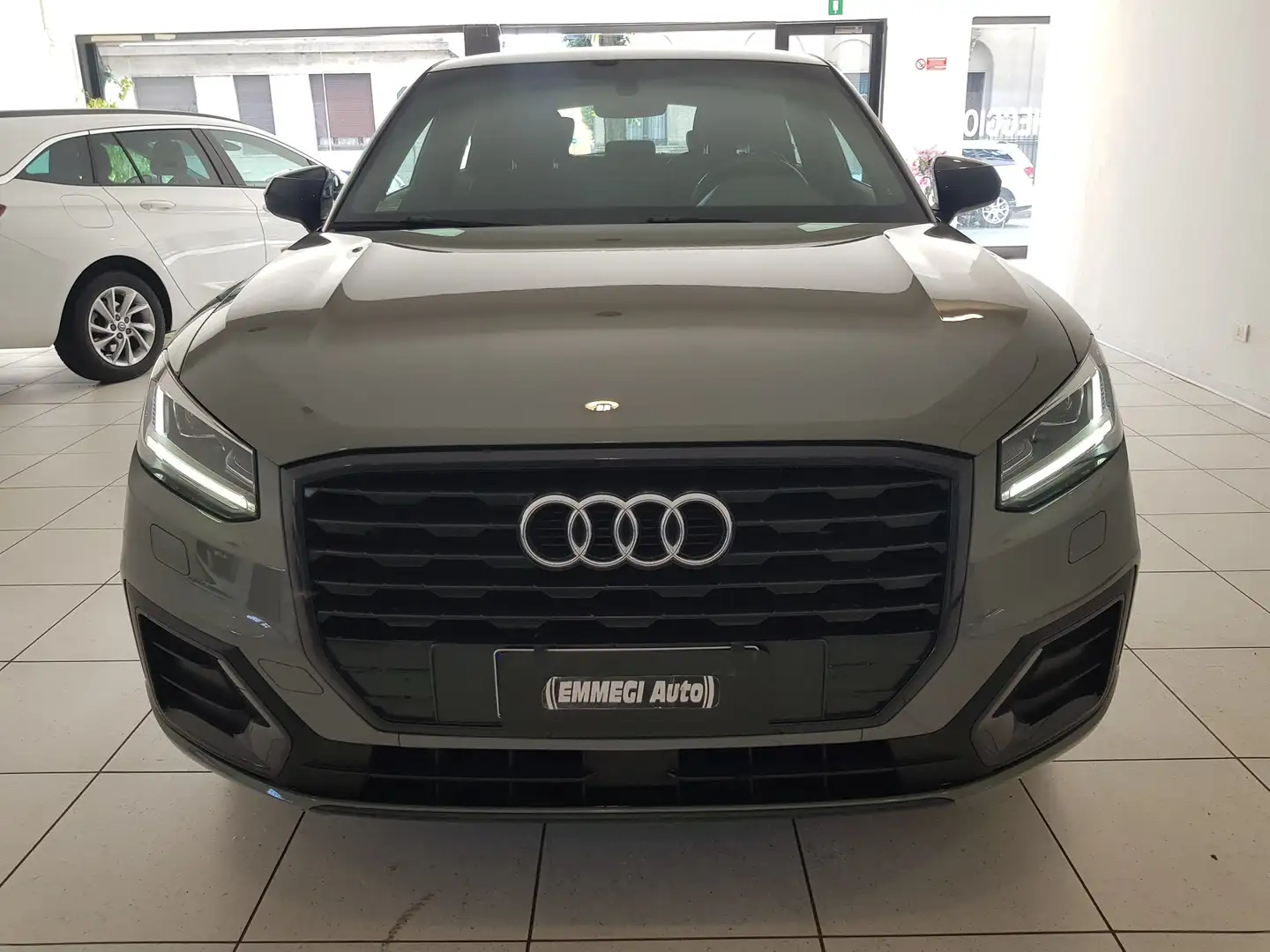 Audi Q2 Q2 I 2017 1.6 tdi Design s-tronic Grigio - 2