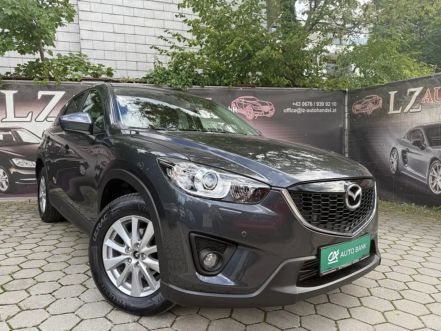 Mazda CX-5 CD150 AWD Attraction Aut. Gris - 1