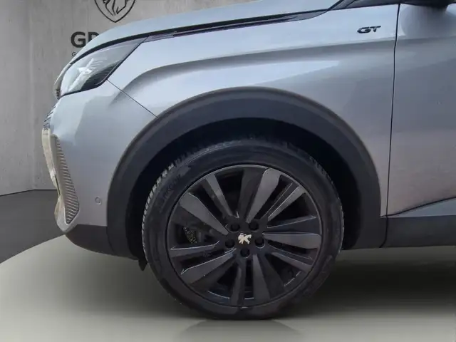 Peugeot 3008 view 11