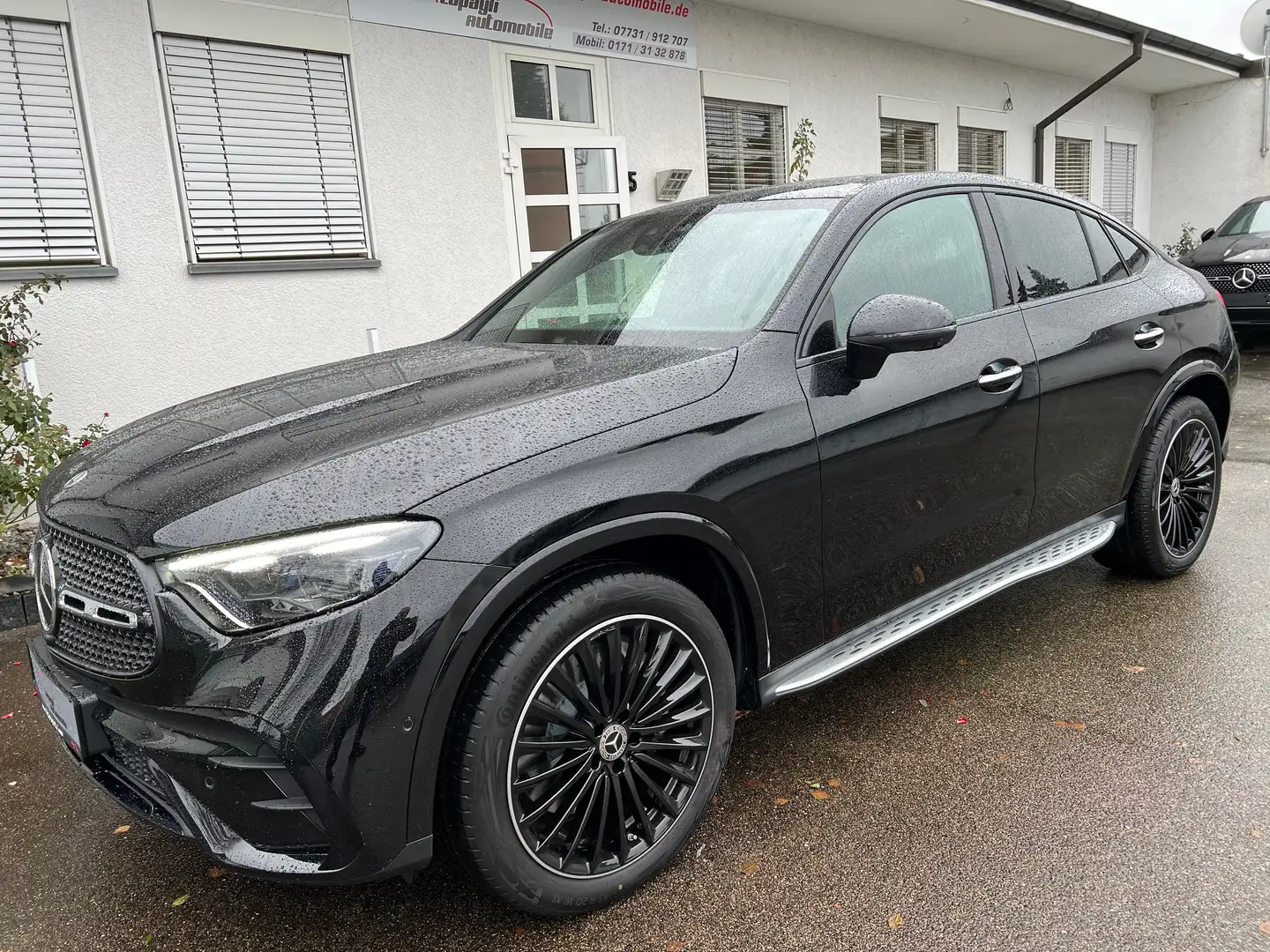 Mercedes-Benz GLC 300 GLC 300 DE/4MATIC/COUPE/AMG/PAN/AHK/BUR/20"/VOLL/ Schwarz - 1