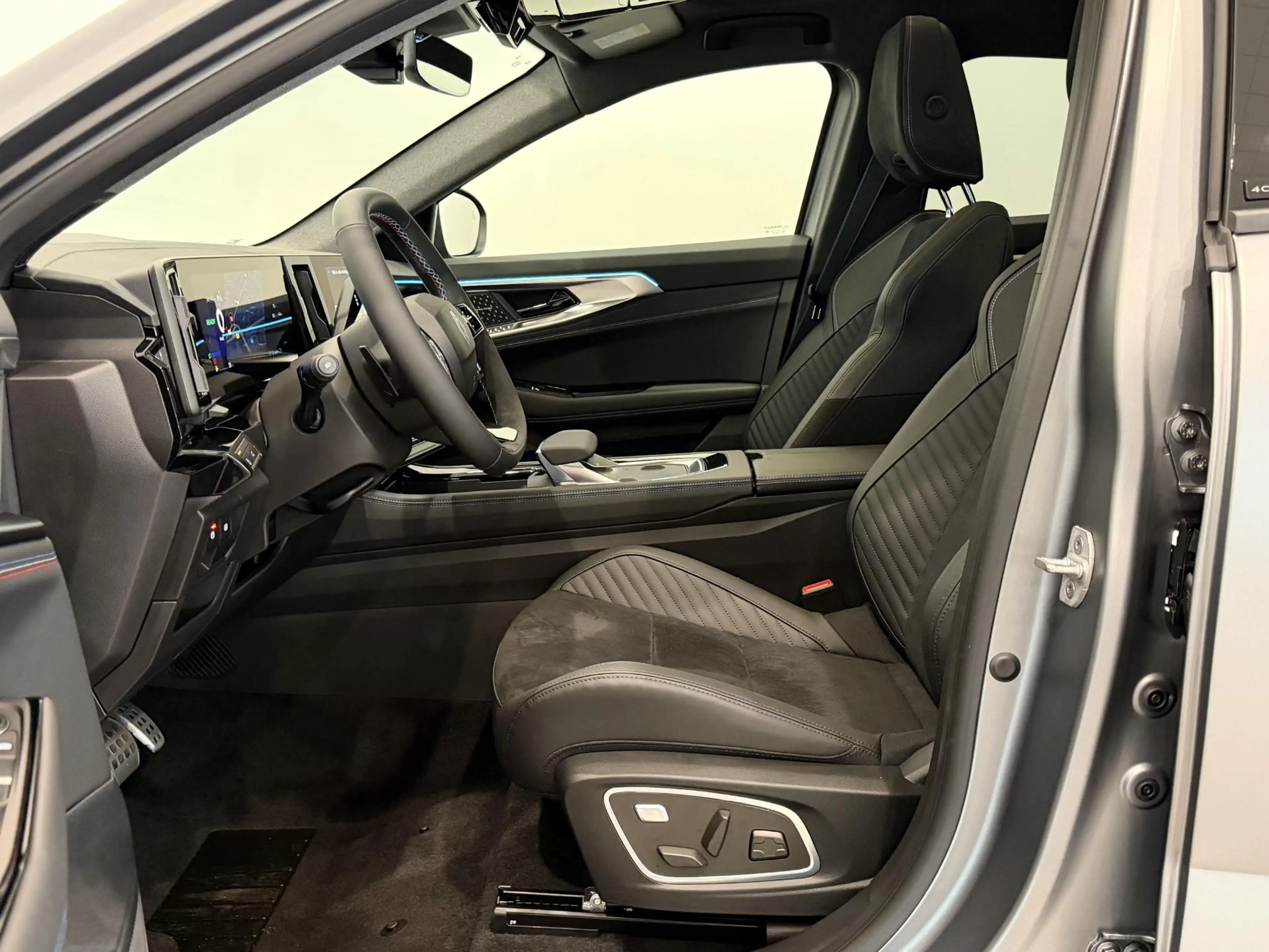 Renault Rafale 1.2 E-Tech Full Hybrid 200 Esprit Alpine | Pack Él — photo 25