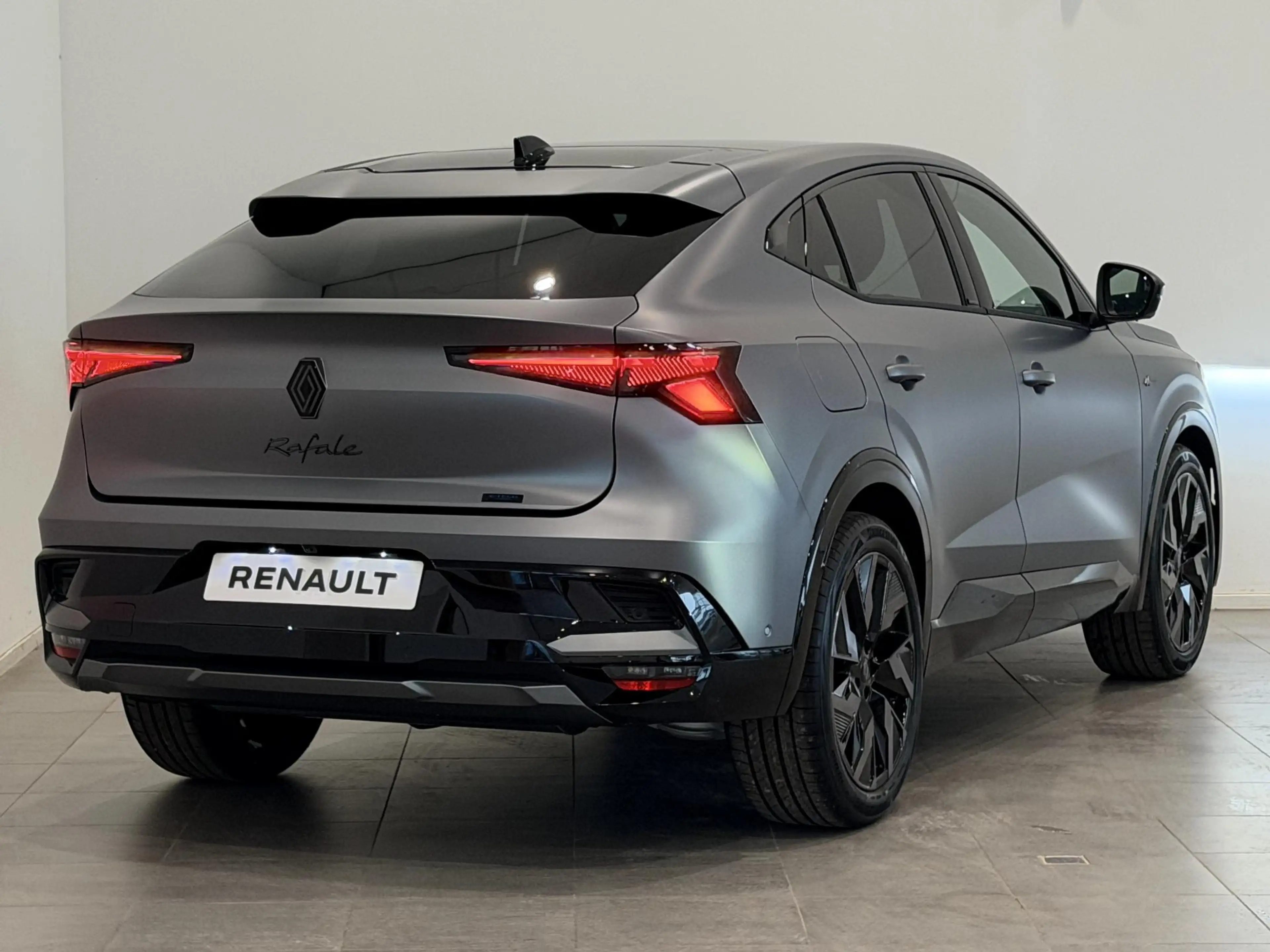 Renault Rafale 1.2 E-Tech Full Hybrid 200 Esprit Alpine | Pack Él — photo 2
