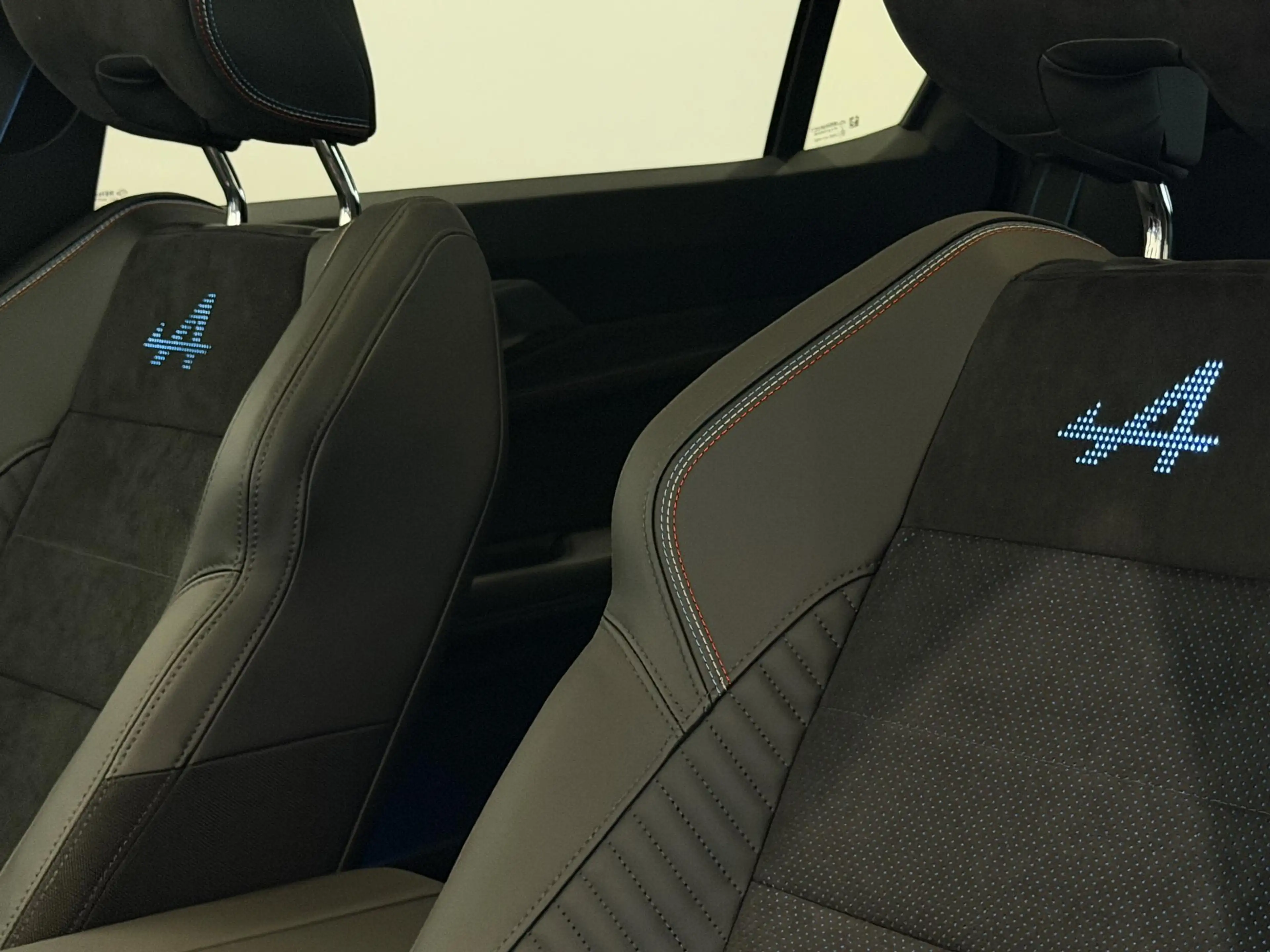 Renault Rafale 1.2 E-Tech Full Hybrid 200 Esprit Alpine | Pack Él — photo 28
