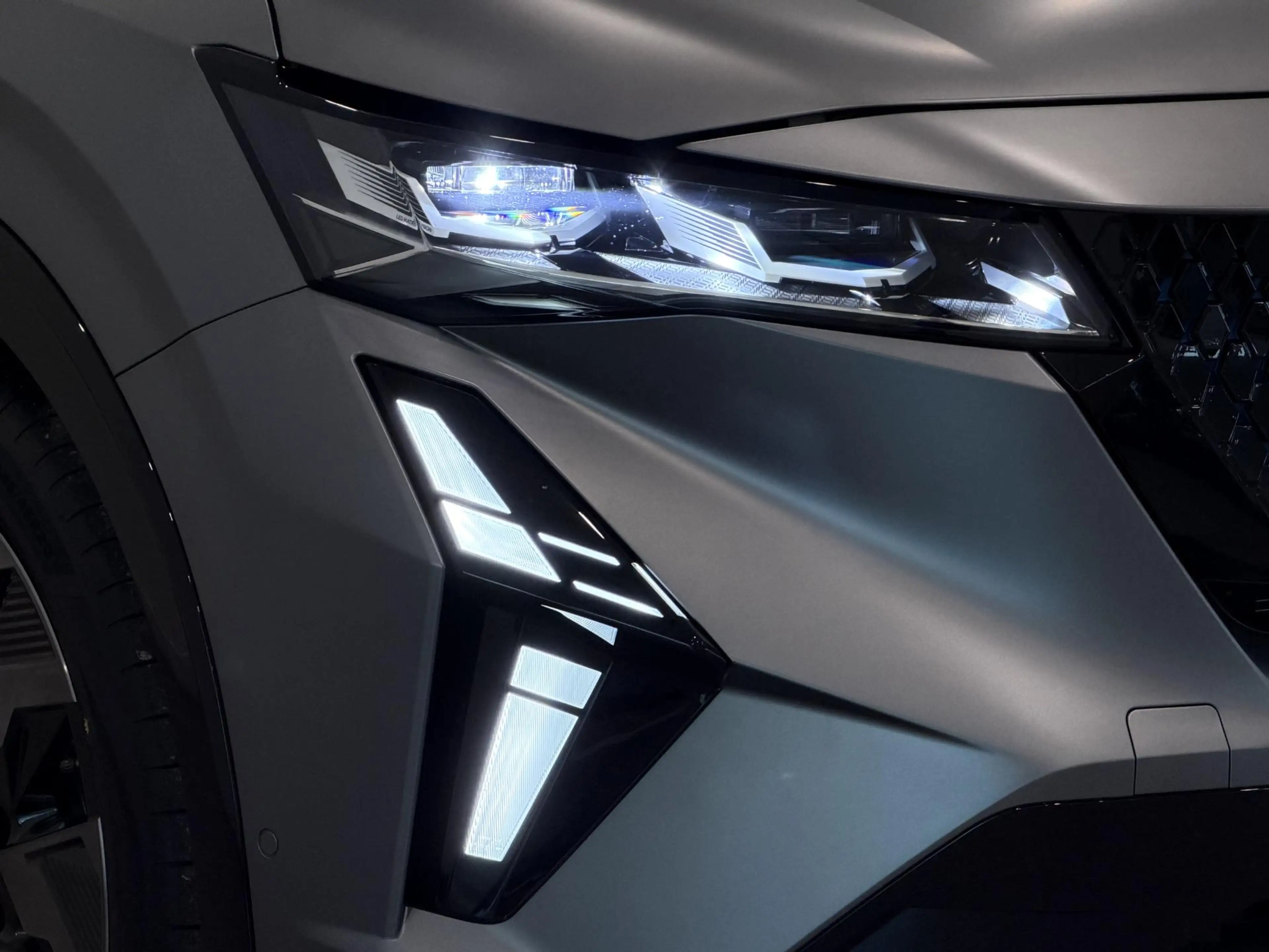 Renault Rafale 1.2 E-Tech Full Hybrid 200 Esprit Alpine | Pack Él — photo 26