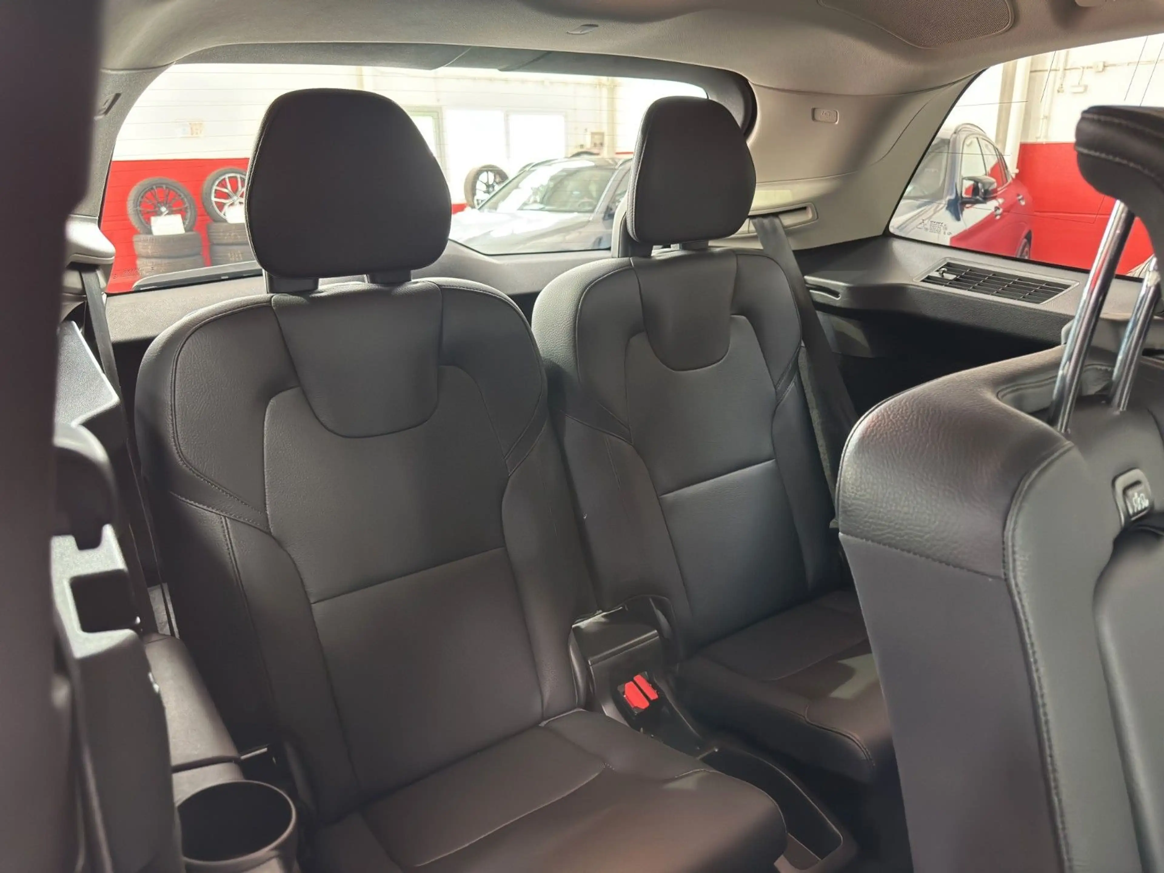 Volvo XC90 T8 THOR PILOT PANO H/K 360° HUD 7-SITZER — photo 12