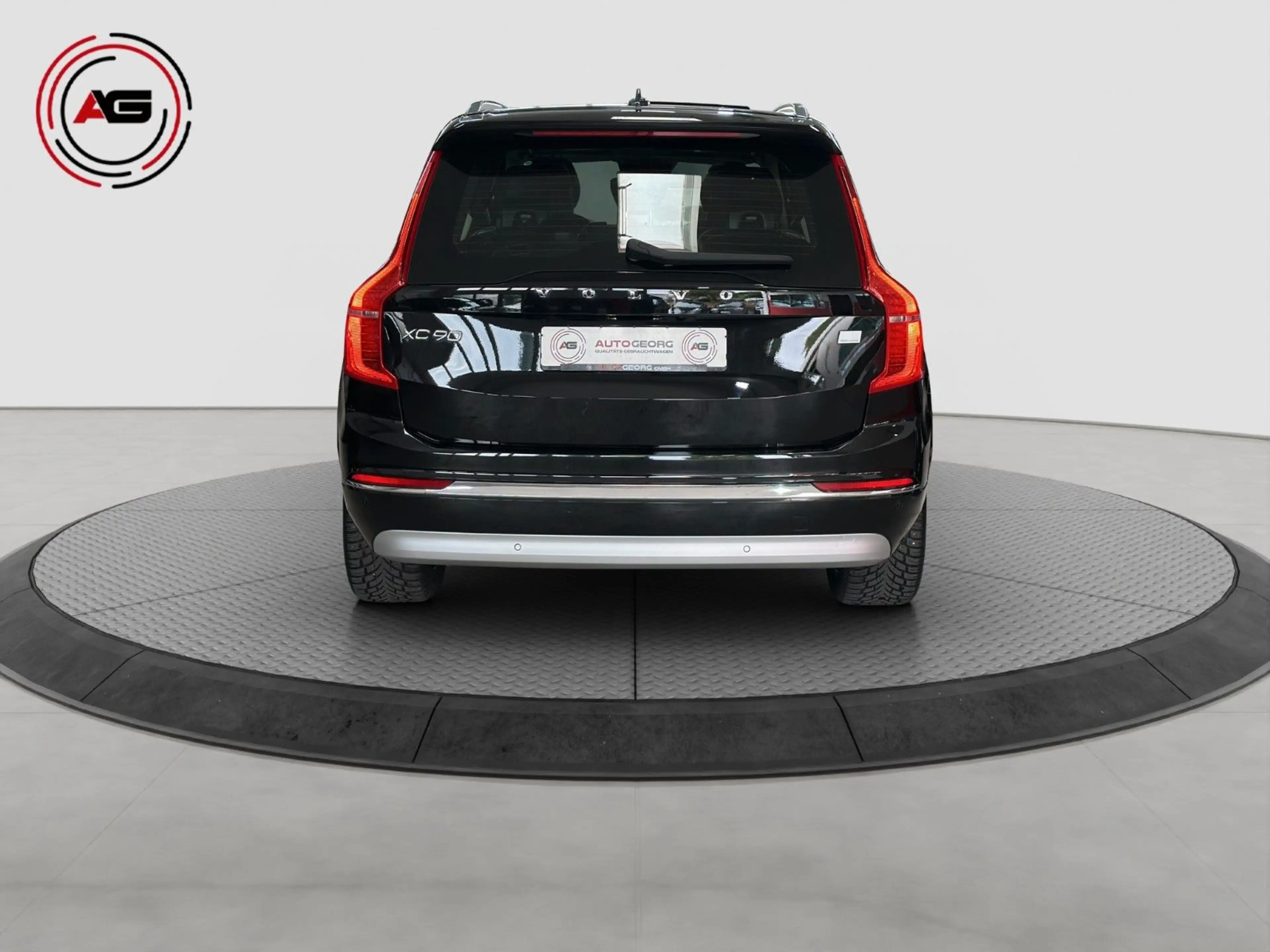 Volvo XC90 T8 THOR PILOT PANO H/K 360° HUD 7-SITZER — photo 6