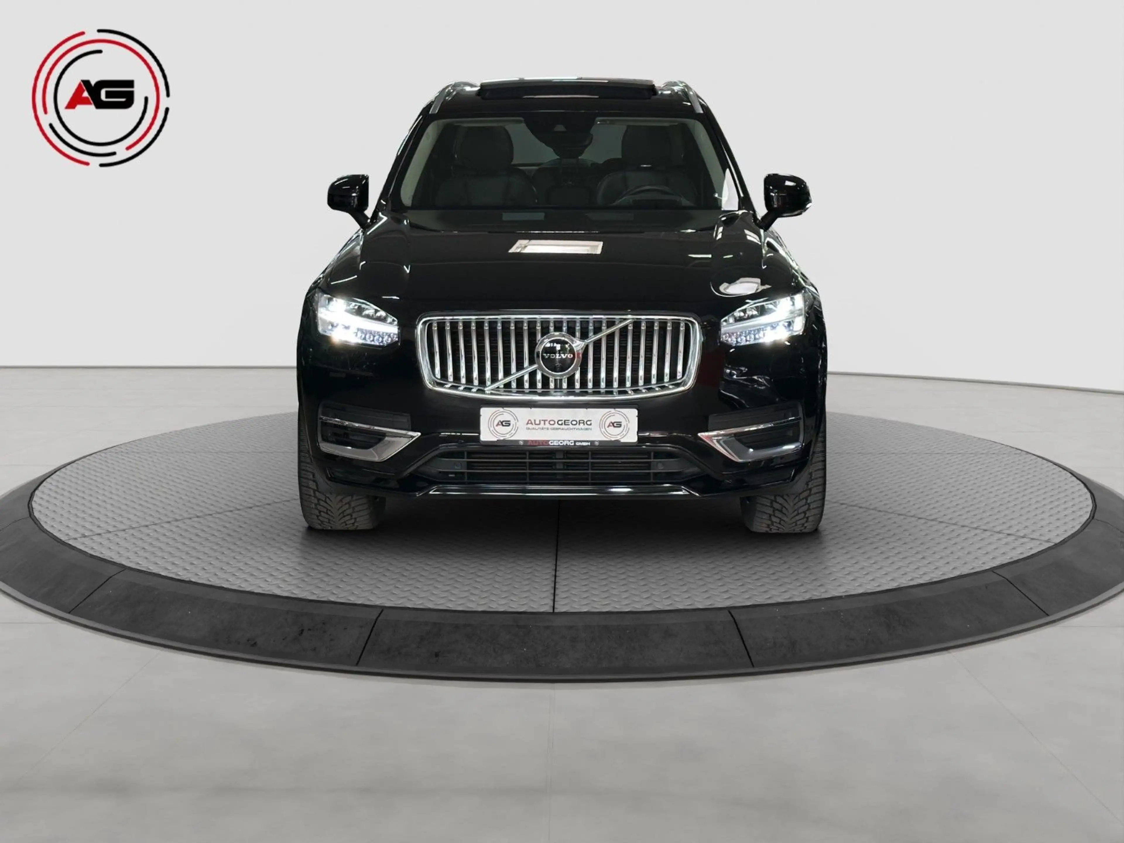 Volvo XC90 T8 THOR PILOT PANO H/K 360° HUD 7-SITZER — photo 2