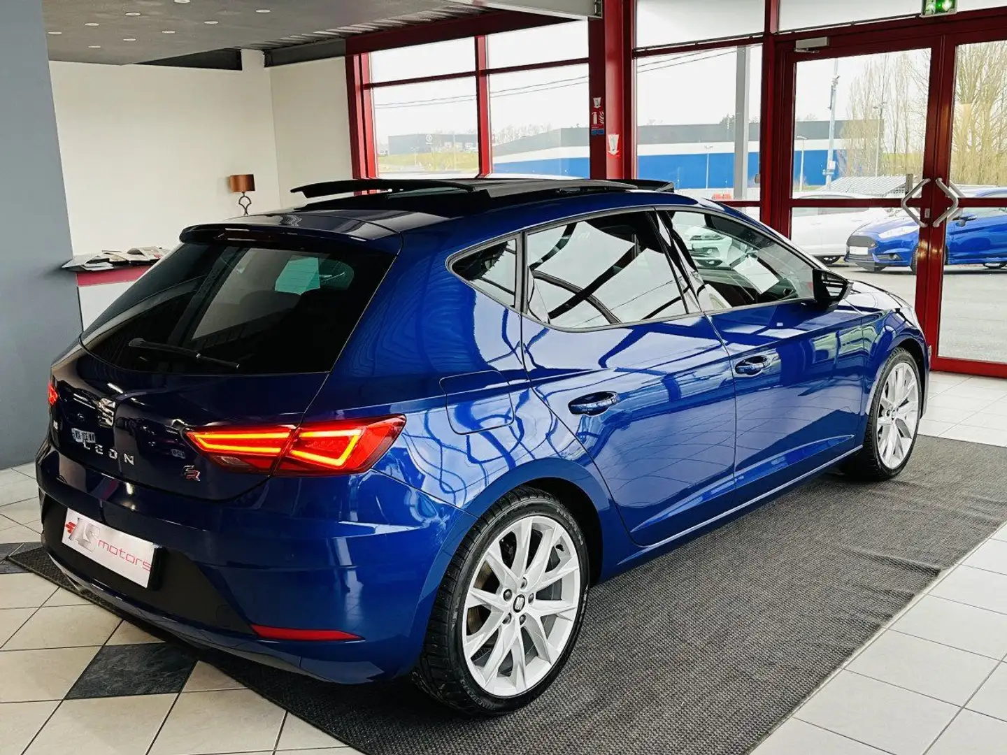 SEAT Leon FR 1,5 TSI 150 TOIT PANORAMIQUE OUVRANT GPS APPLE  Azul - 2