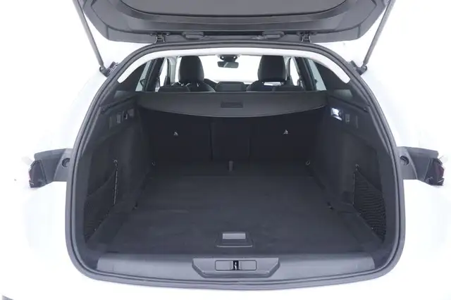 Peugeot 308 view 14
