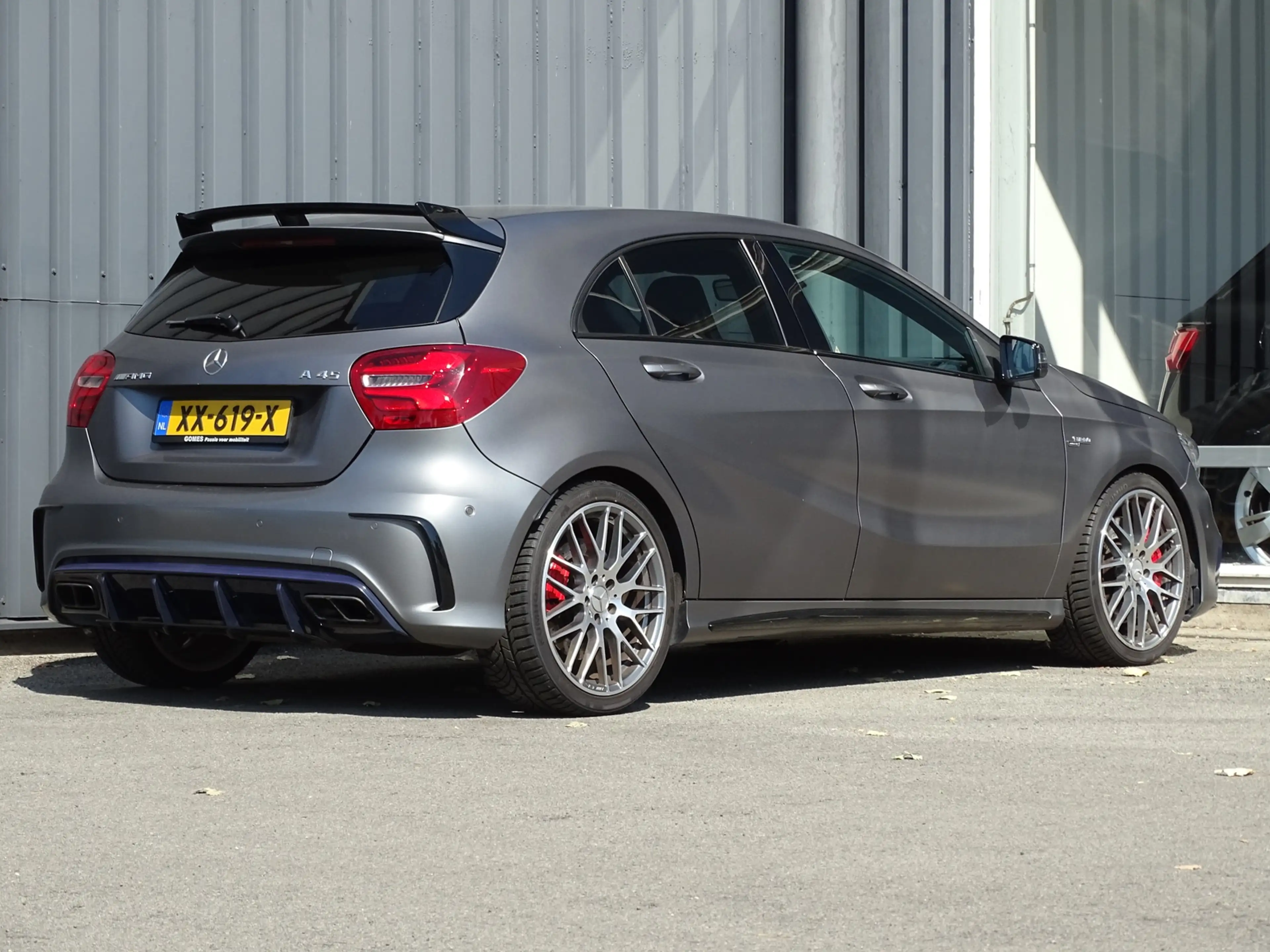 Mercedes-Benz A 45 AMG 4MATIC | Schaalstoelen | Designo Mountaingrijs Mag — photo 3